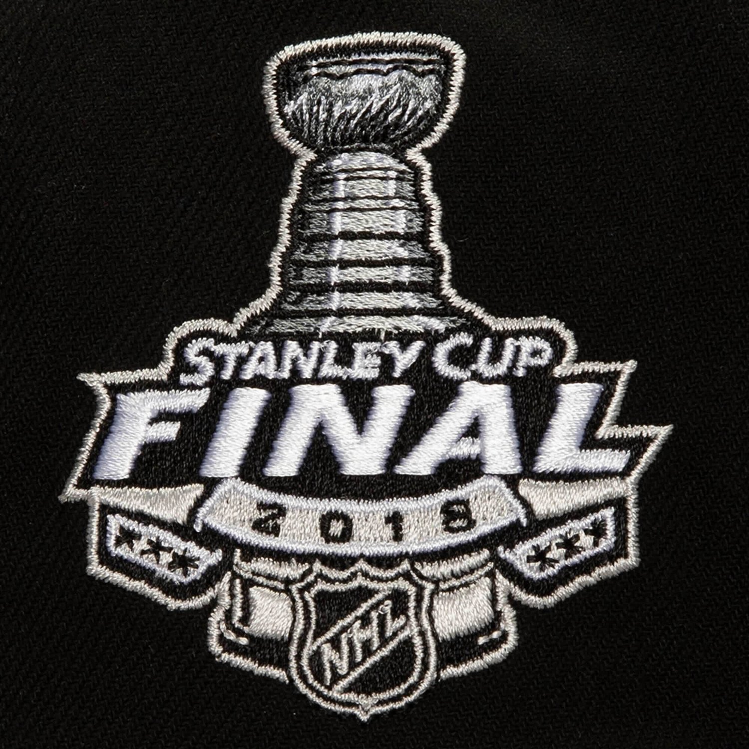 Mitchell  Ness Washington Capitals Core Top Spot Snapback Hat - view number 3