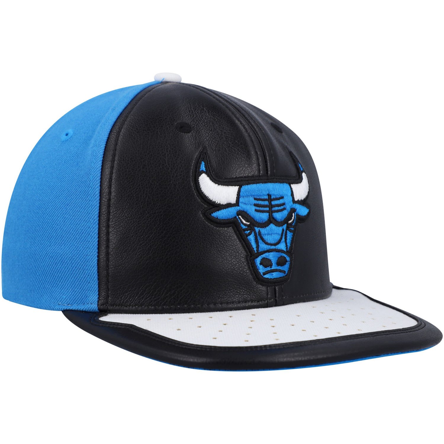Mitchell  Ness White Chicago Bulls Day One Snapback Hat - view number 3