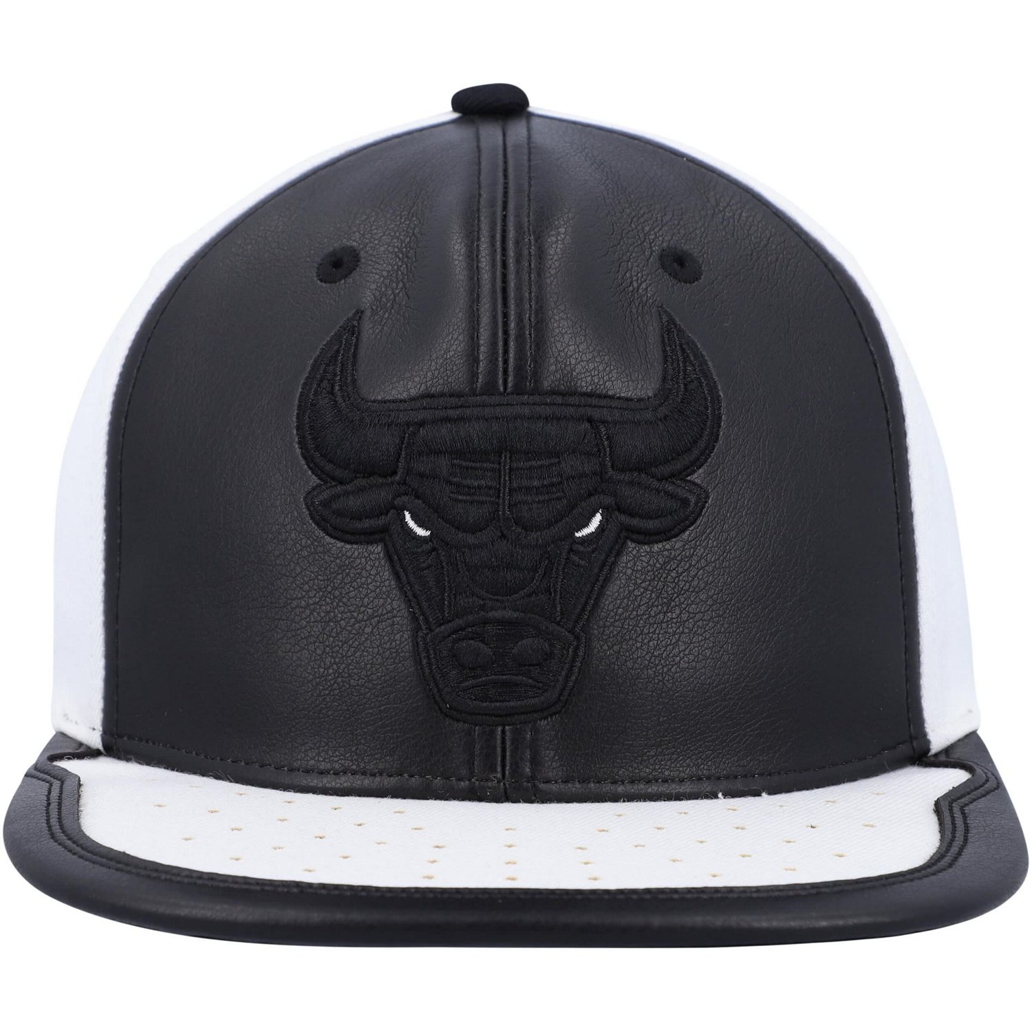 Mitchell  Ness White Chicago Bulls NBA Day One Snapback Hat - view number 2