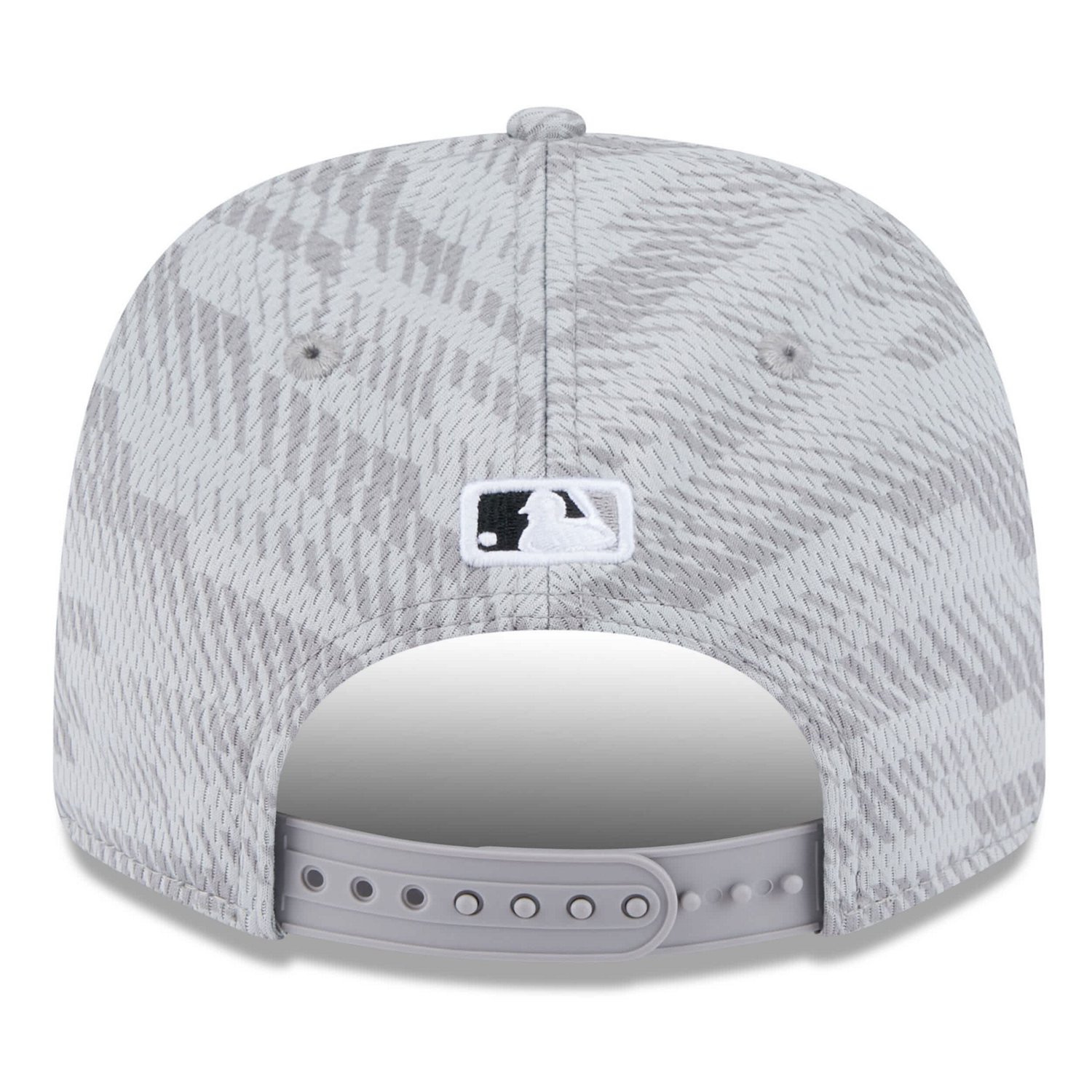 New Era Chicago Sox 2025 MLB Clubhouse 9SEVENTY Stretch-Snap Hat - view number 4