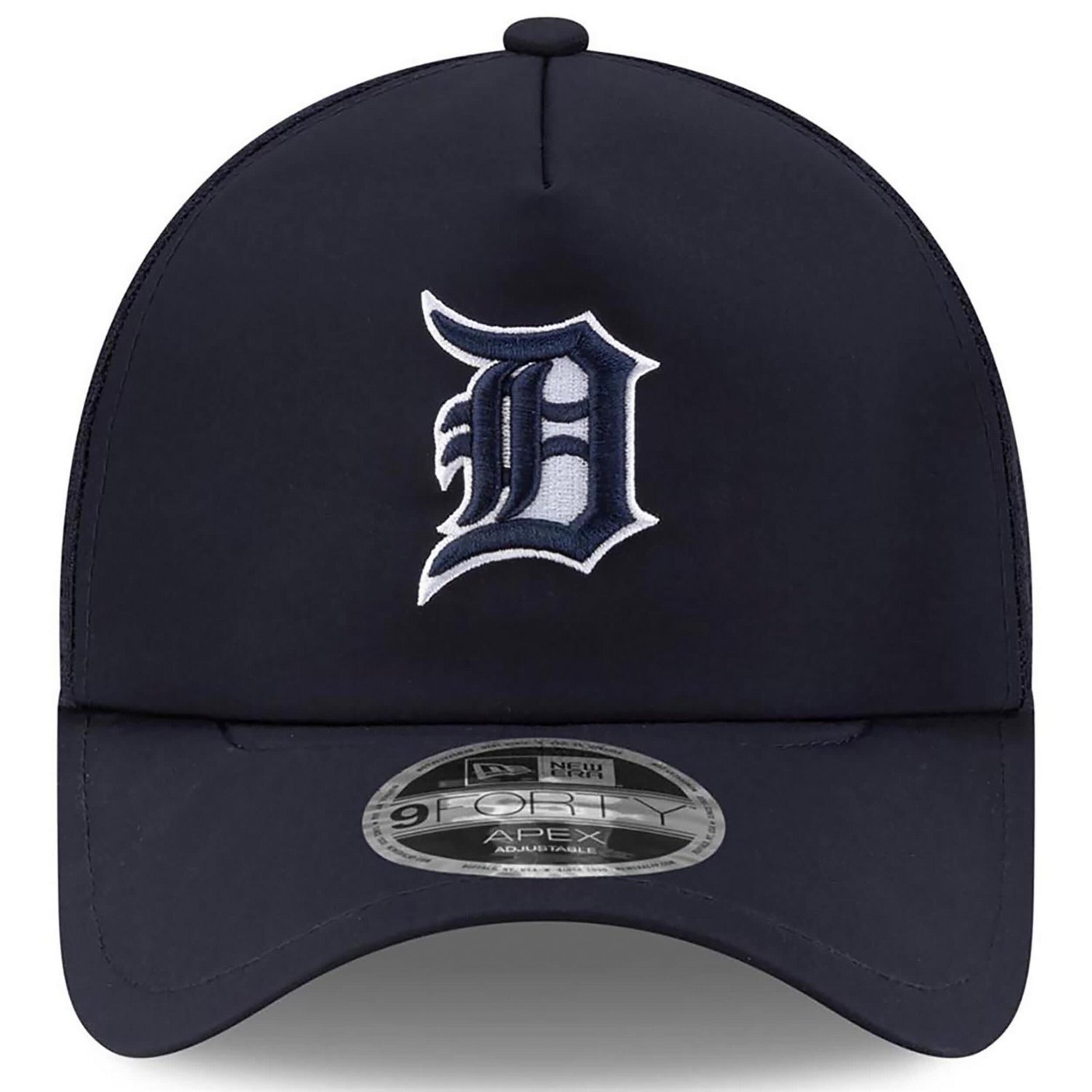 New Era Detroit Tigers 2026 Batting Practice Apex 9FORTY Adjustable Trucker Hat - view number 2