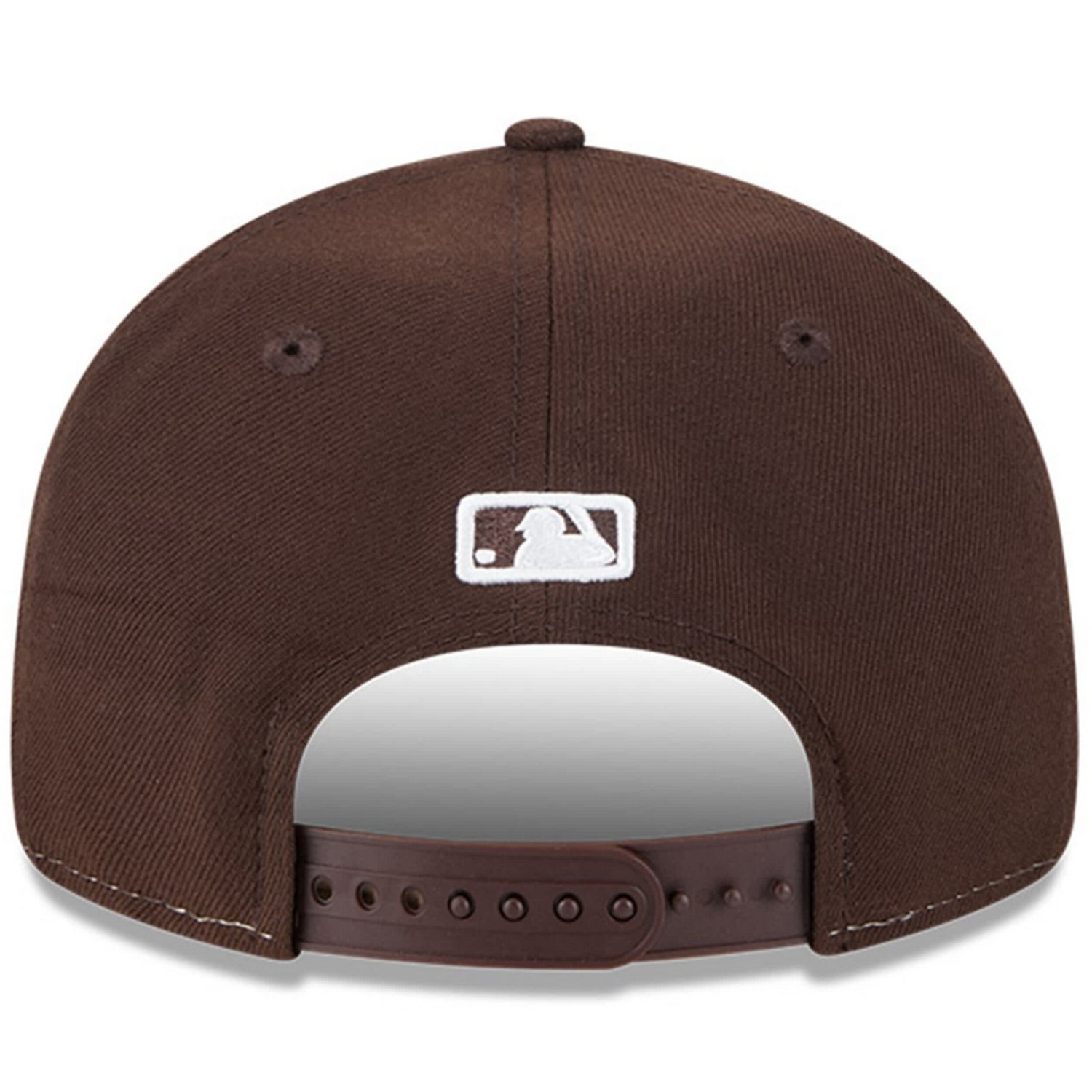 New Era Gold San Diego Padres Baseball Hall of Fame Retro Crown 9FIFTY Adjustable Hat - view number 4