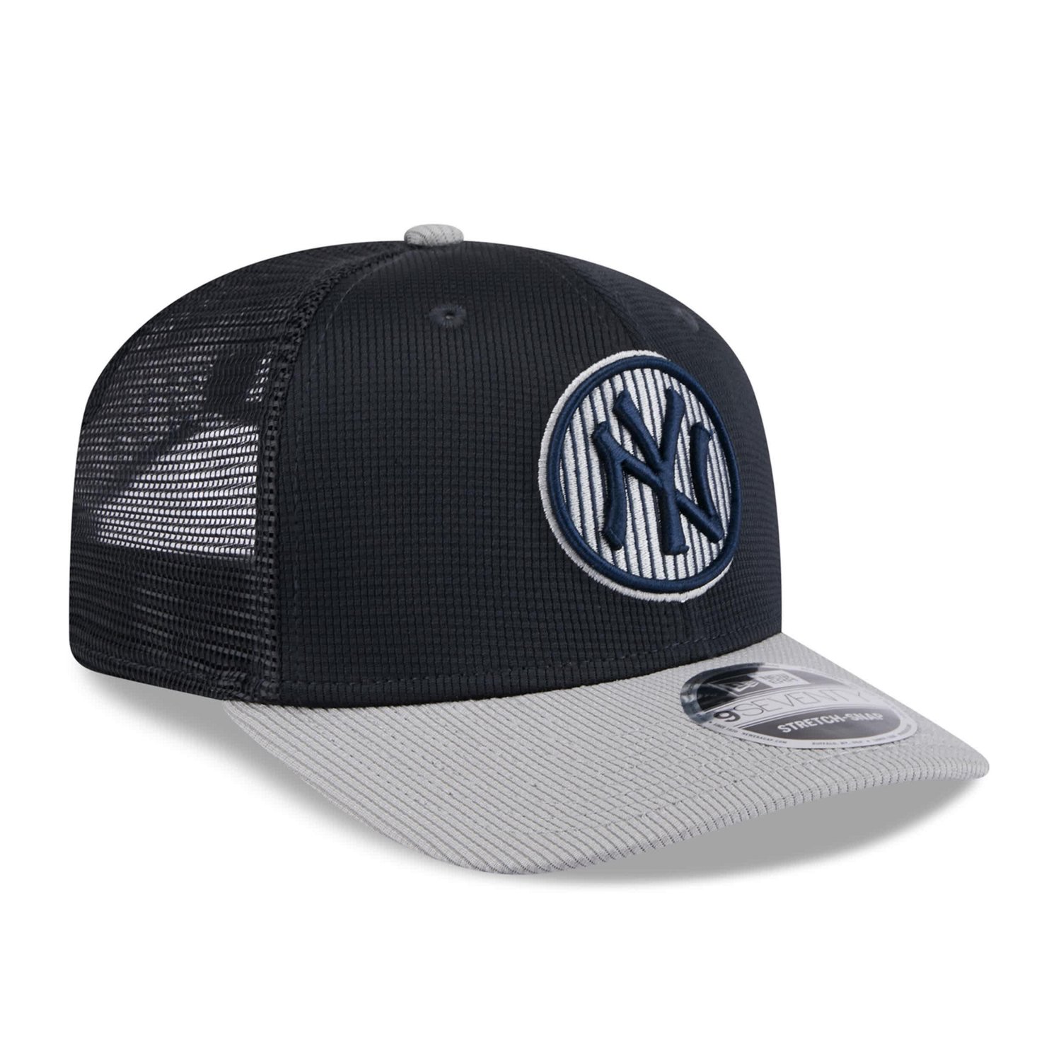 New Era Gray New York Yankees 2025 Batting Practice 9SEVENTY Stretch-Snap Trucker Hat                                            - view number 3