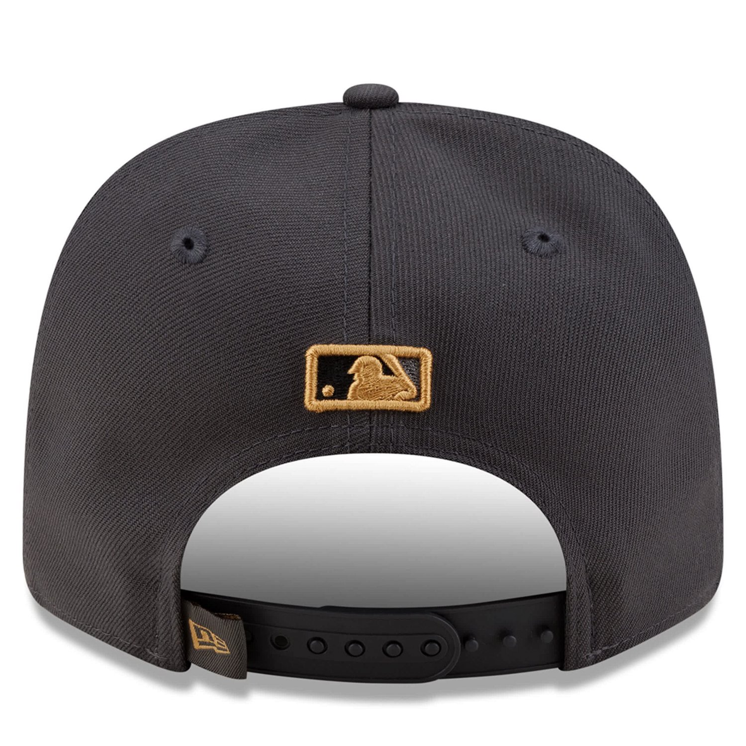 New Era Milwaukee Brewers 2025 National League Division Series Champions 9SEVENTY Adjustable Hat - view number 4