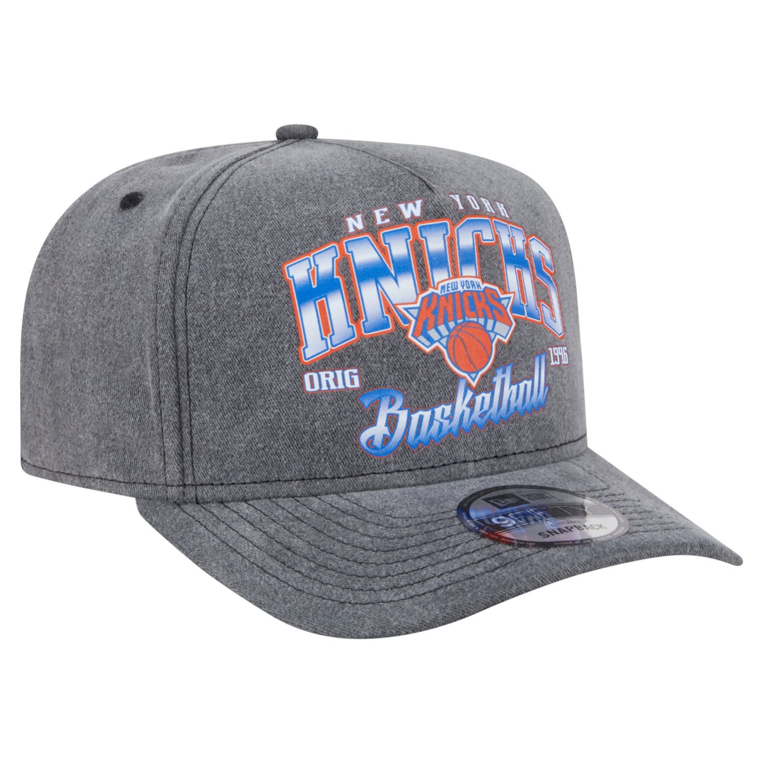 New Era New York Knicks Throwback Washed Pre-Curved 9FIFTY Snapback Hat