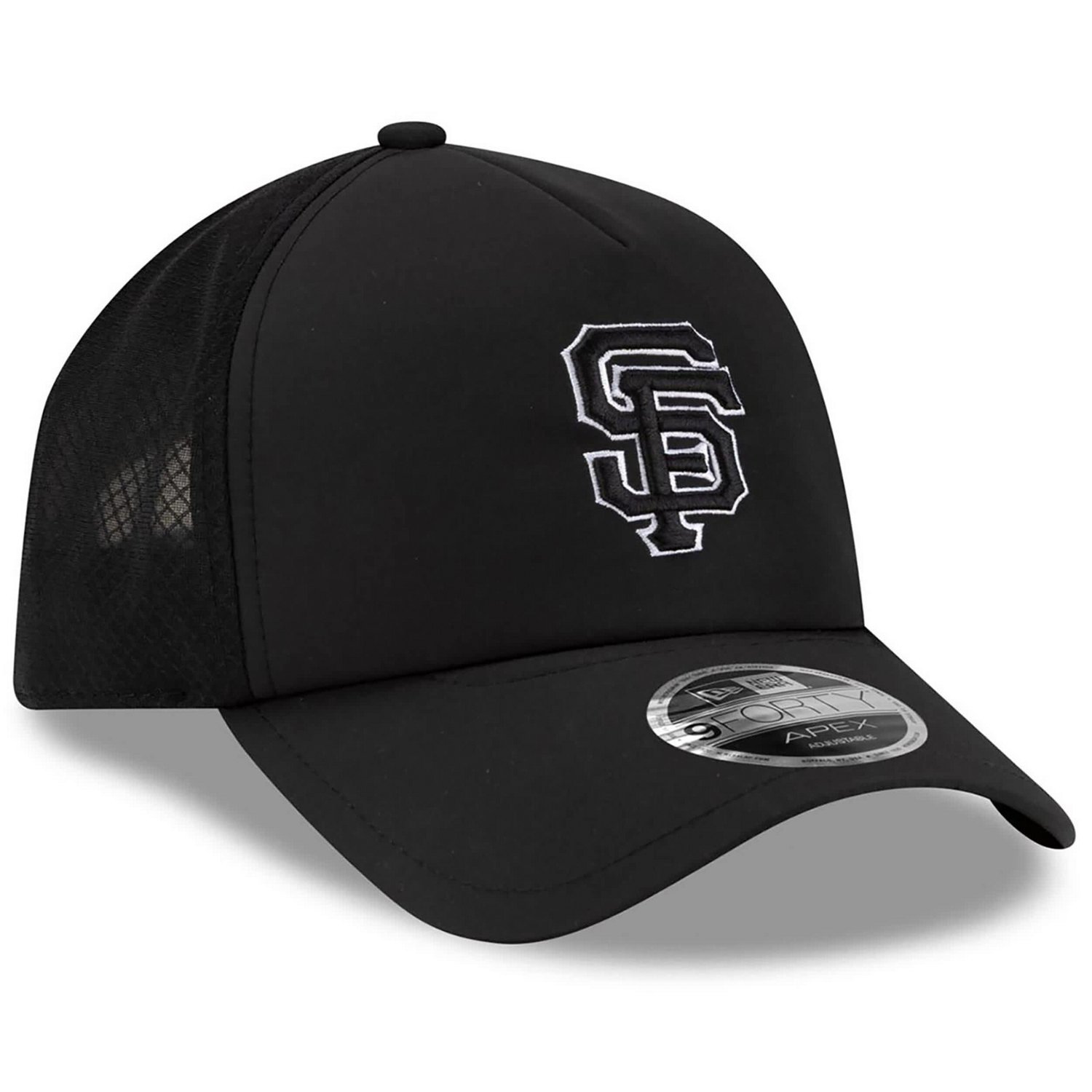 New Era San Francisco Giants 2026 Batting Practice Apex 9FORTY Adjustable Trucker Hat - view number 3