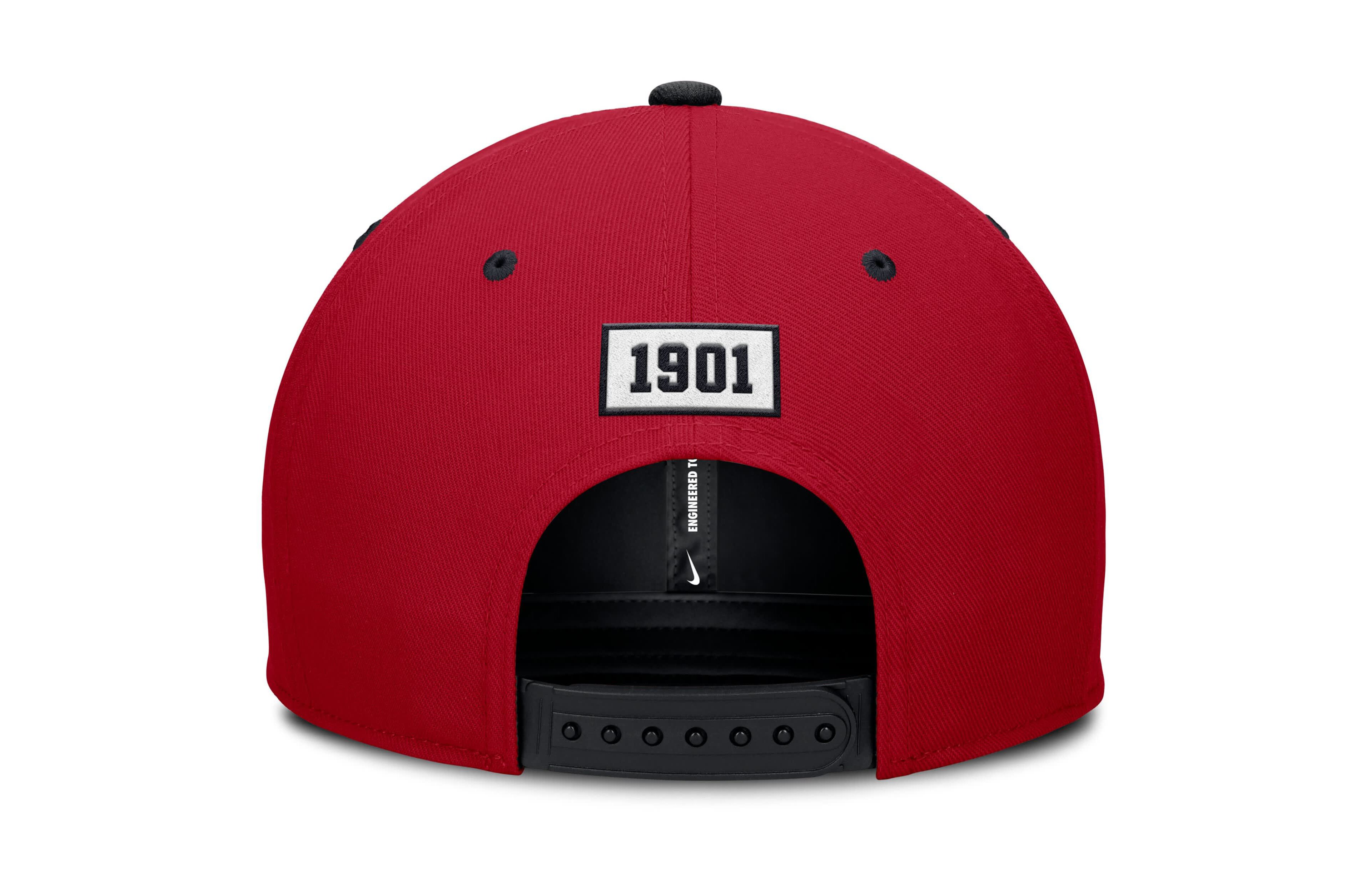Nike Navy Boston Sox Cooperstown Collection Pro Performance Snapback Hat
