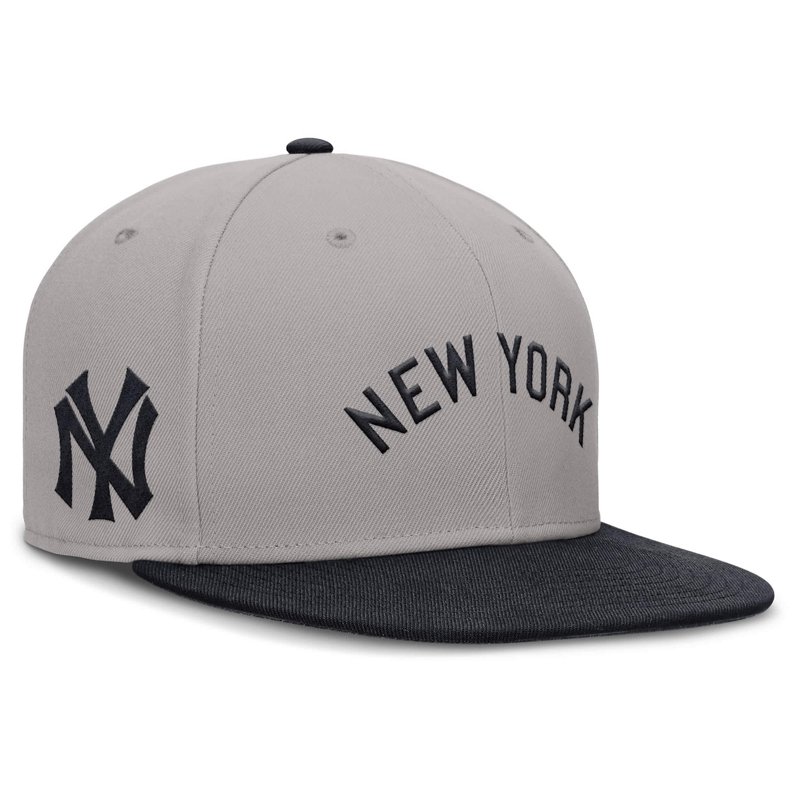 Nike New York Yanke… - image