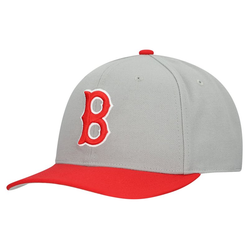 Mitchell & Ness Men's and Women's Gray Boston Red Sox Basic Coop Pro Adjustable Hat - Gray
