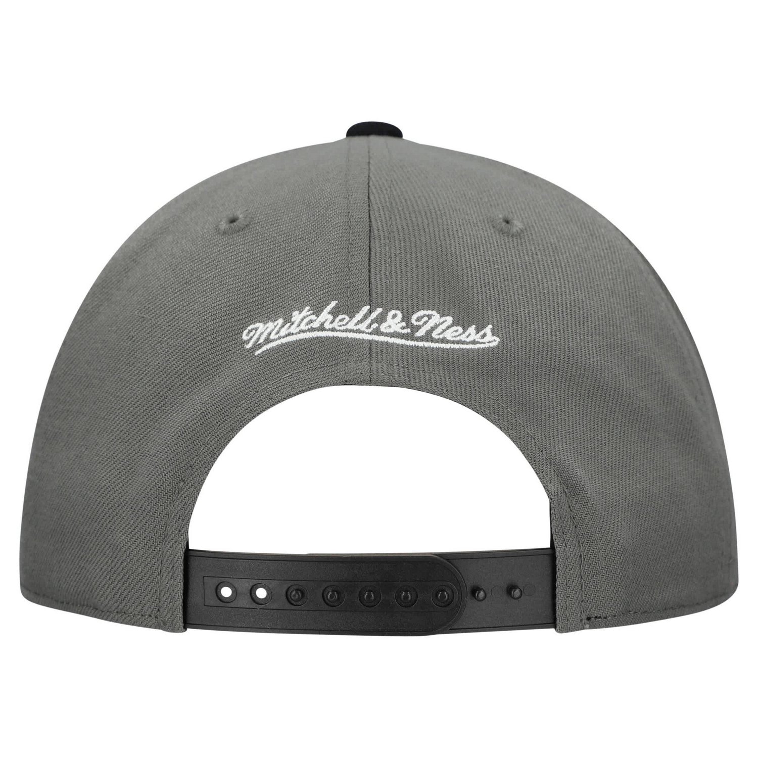 Unisex Mitchell  Ness Toronto Jays Basic Coop Pro Adjustable Hat - view number 4