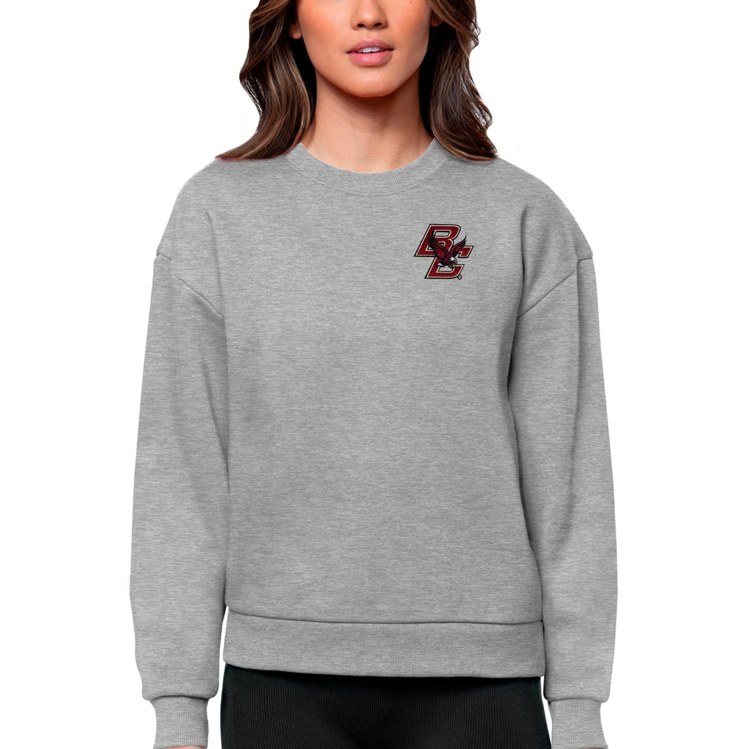 Antigua Boston College Eagles Logo Victory Crewneck Pullover Sweatshirt