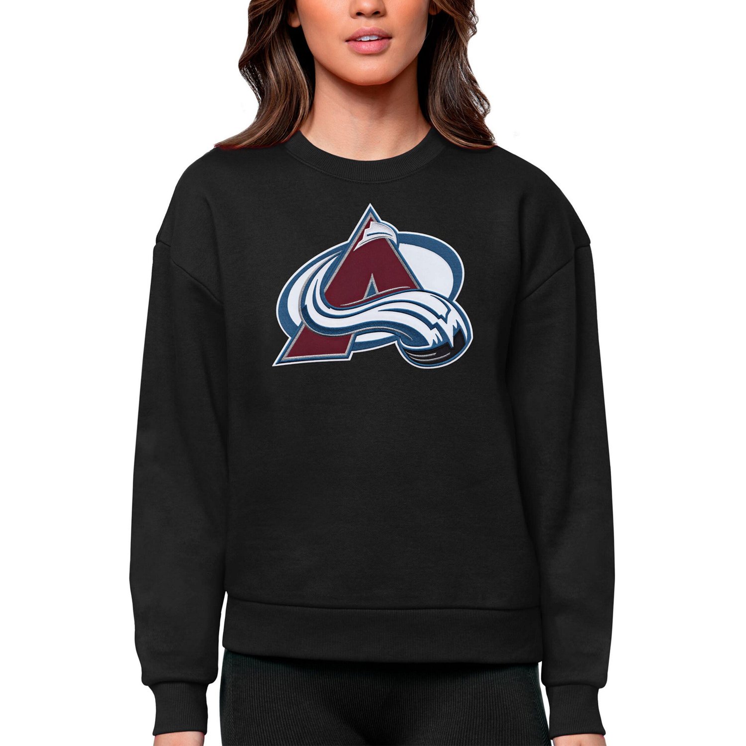 Antigua Colorado Avalanche Primary Logo Team Logo Victory Crewneck Pullover Sweatshirt