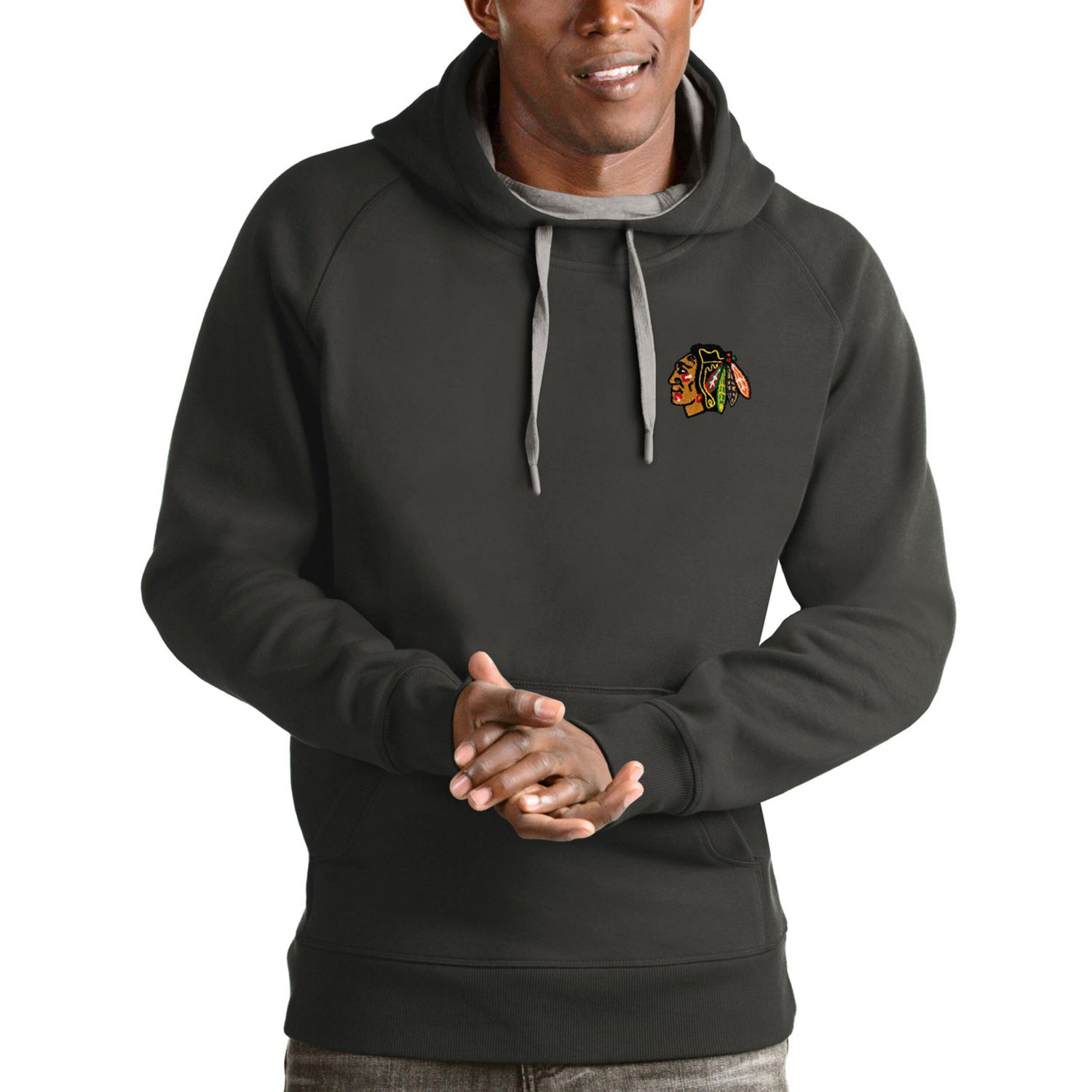 Antigua Heathered Gray Chicago Blackhawks Victory Pullover Hoodie