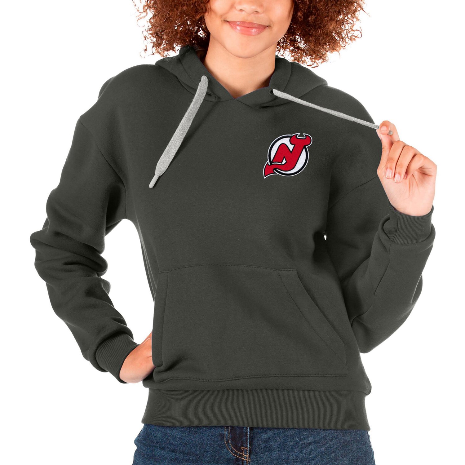 Antigua New Jersey Devils Primary Logo Victory Pullover Hoodie                                                                   - view number 1