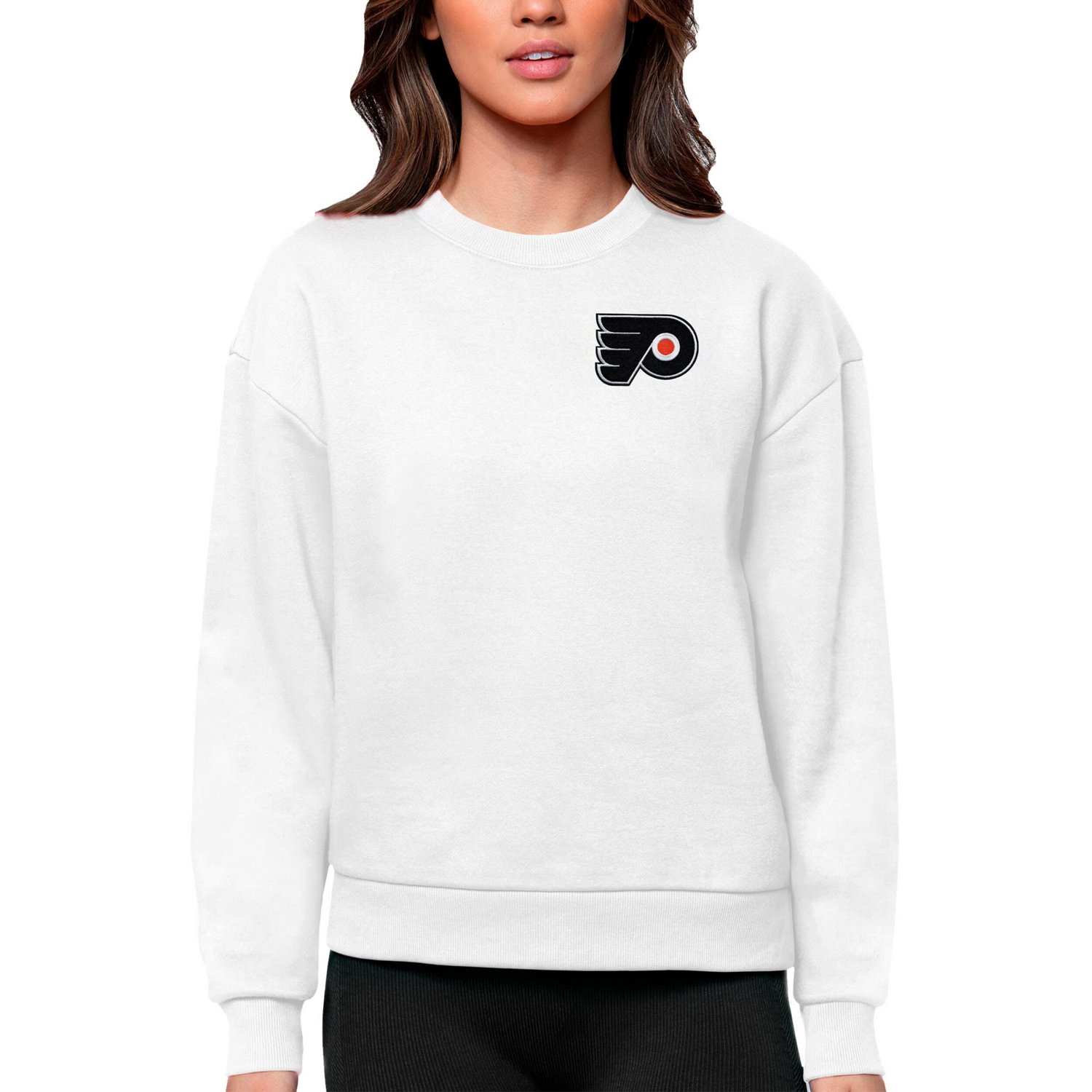 Antigua Philadelphia Flyers Primary Logo Victory Crewneck Pullover Sweatshirt Academy