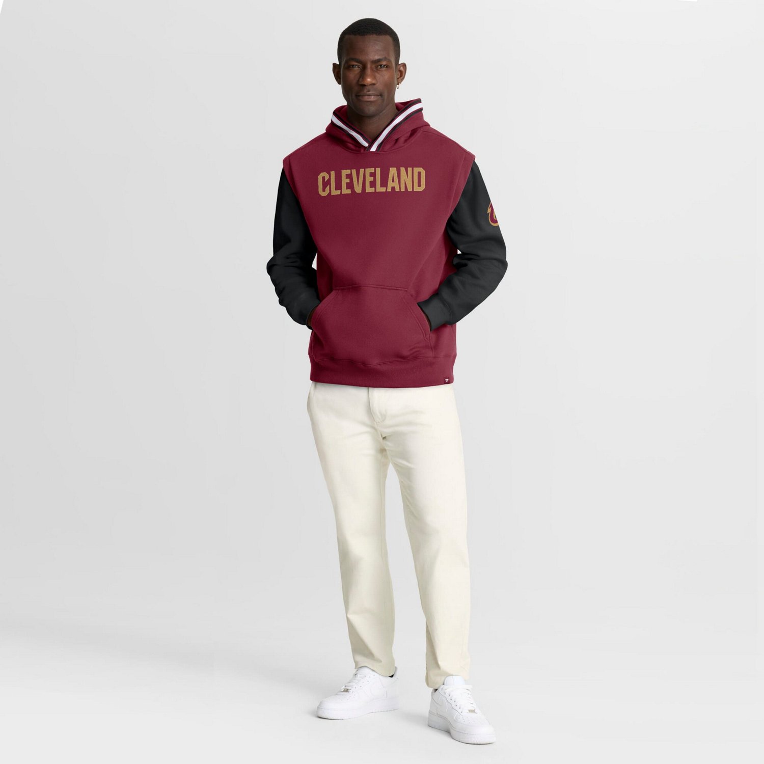 Fanatics Cleveland Cavaliers Half Court Shot Clock Fastbreak Hoodie - view number 3