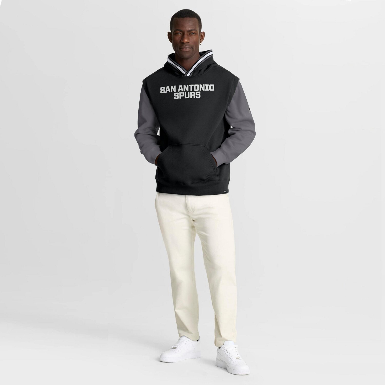 Fanatics Gray San Antonio Spurs Half Court Shot Clock Fastbreak Hoodie - view number 3