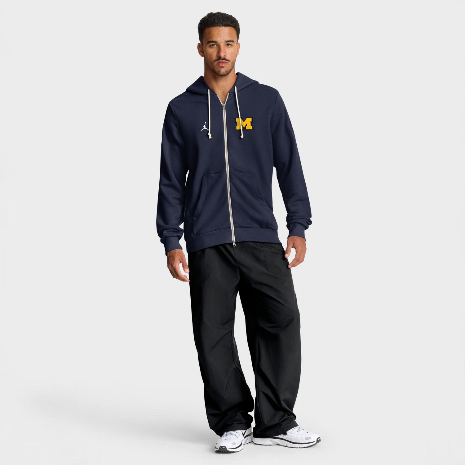 Jordan Brand Michigan Wolverines 2025 Sideline Performance Full-Zip Hoodie - view number 3