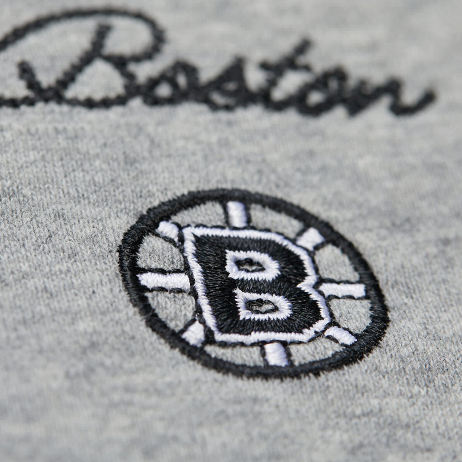 Mitchell  Ness Boston Bruins Logo Lightweight Pullover Sweatshirt - view number 4
