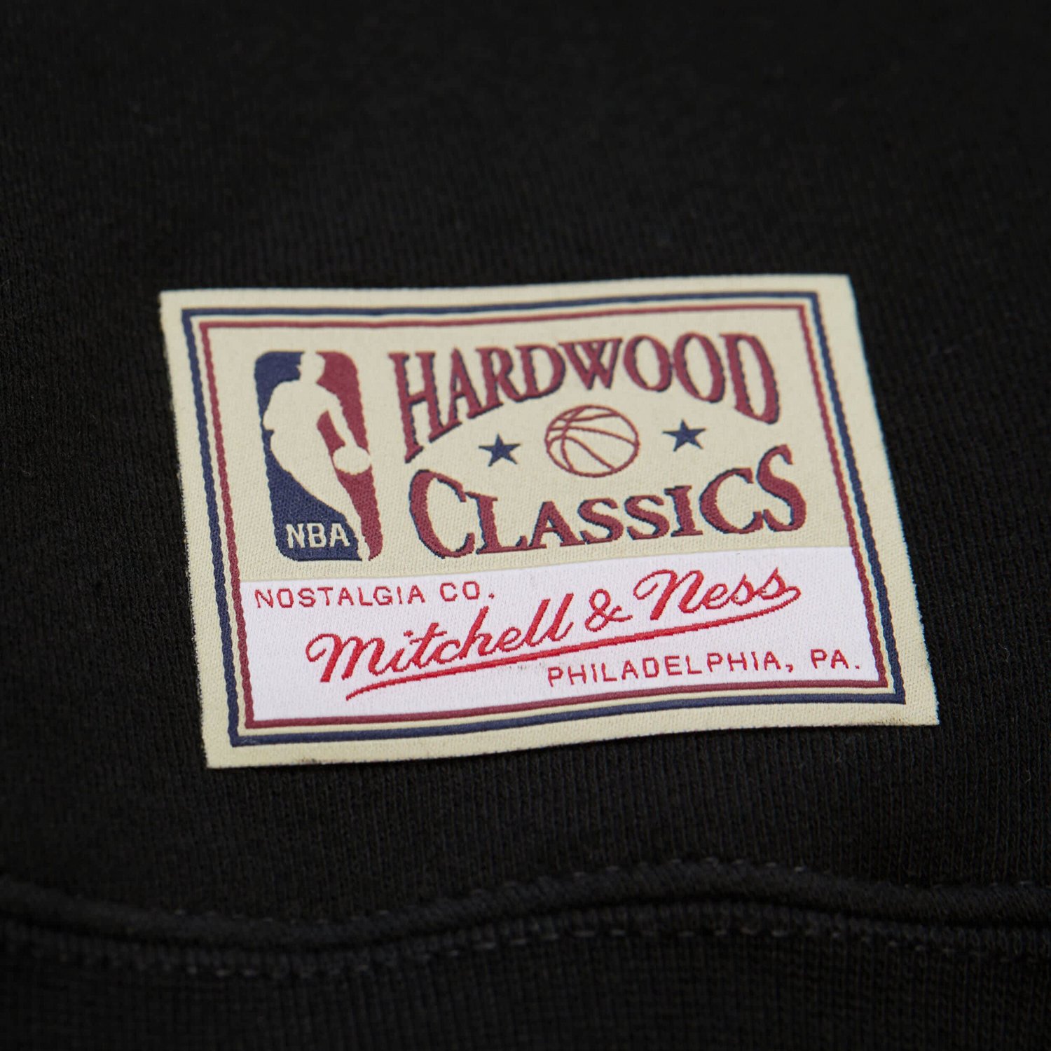 Mitchell  Ness Chicago Bulls NBA x Michelob Ultra Swish Sip Pullover Hoodie