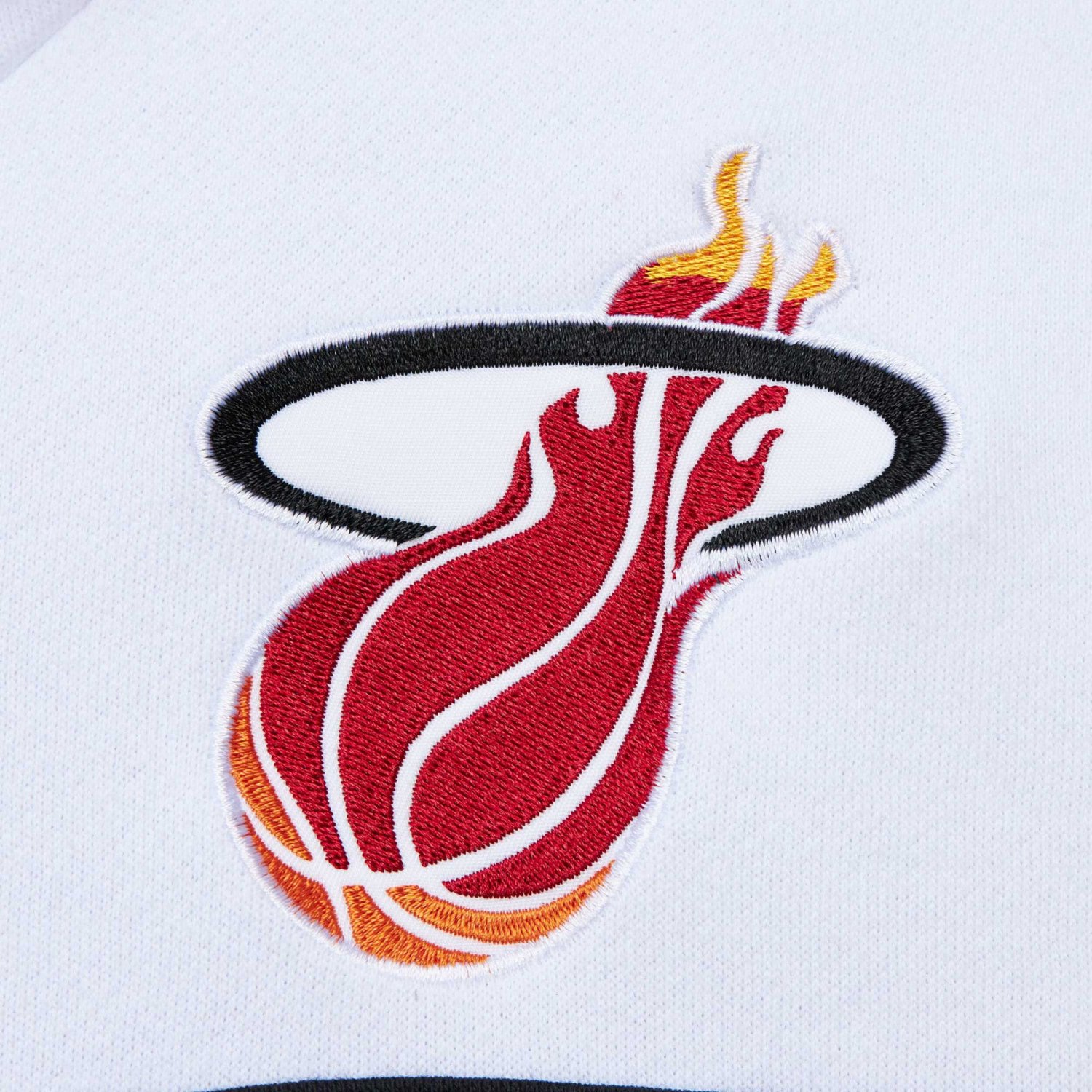 Mitchell  Ness White Miami Heat Head Coach Pullover Hoodie                                                                       - view number 4