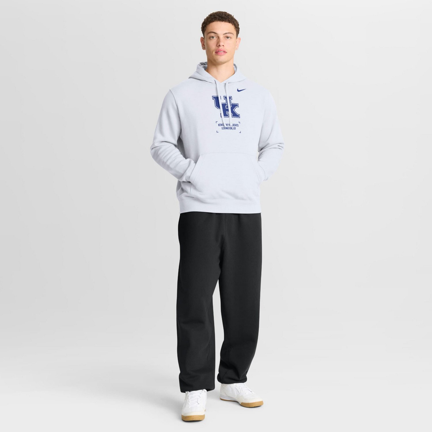 Nike Kentucky Wildcats Basketball Two-Hit Club Fleece Pullover Hoodie - view number 3