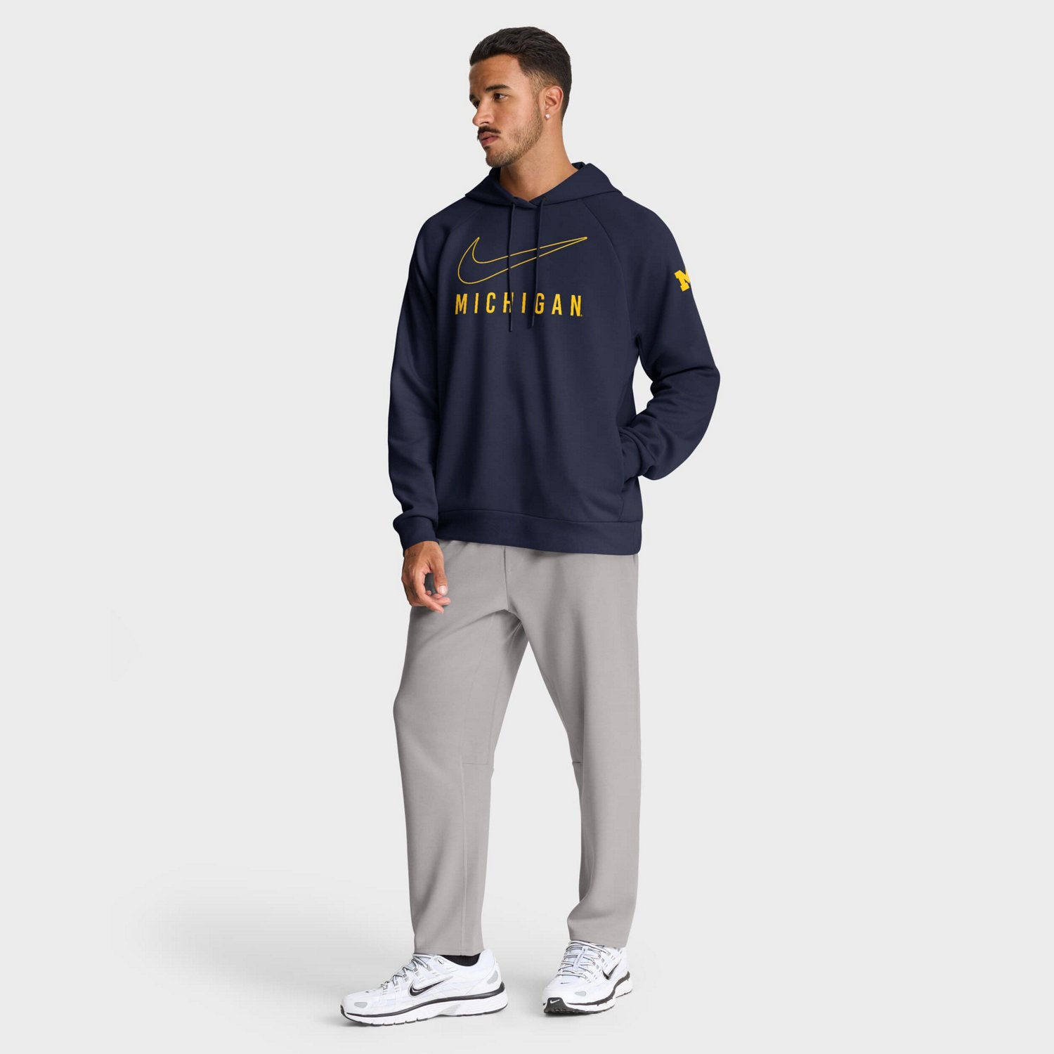 Nike Michigan Wolverines Premium Raglan Dri-FIT Hoodie - view number 3