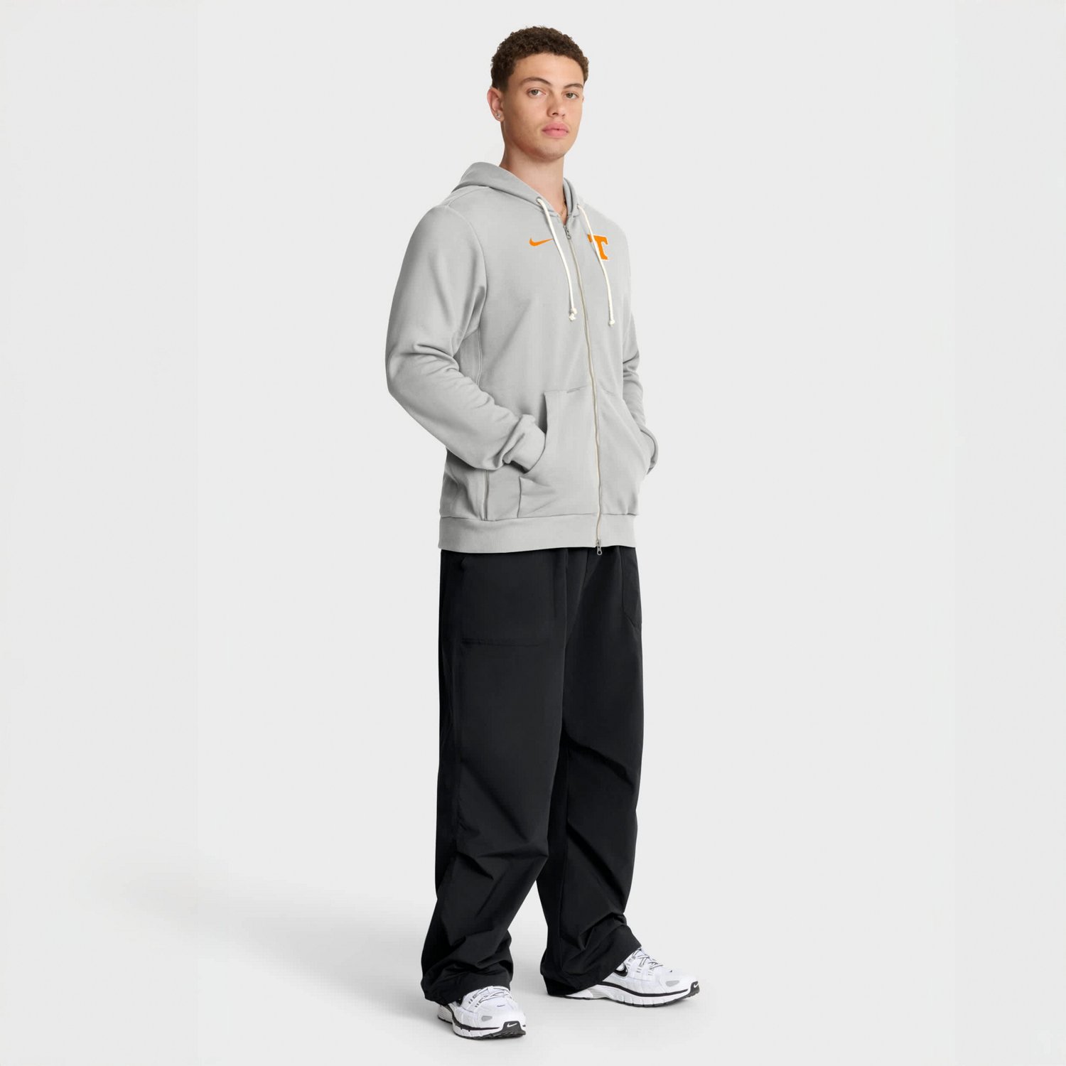 Nike Tennessee Volunteers 2025 Sideline Standard Issue Dri-FIT Full-Zip Hoodie - view number 3
