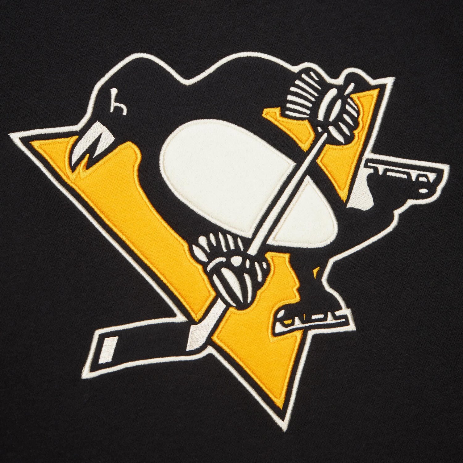 Pittsburgh Penguins Heritage Lace-Up Pullover Sweatshirt - view number 4