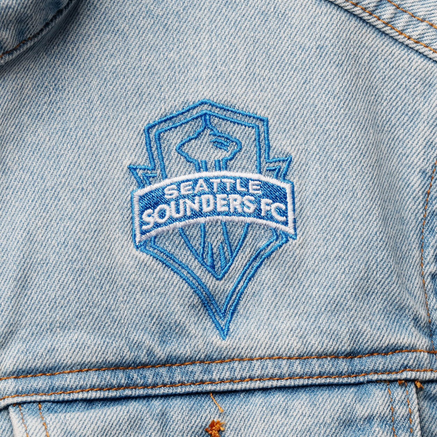 The Wild Collective Seattle Sounders FC Print Denim Button-Up Jacket - view number 3