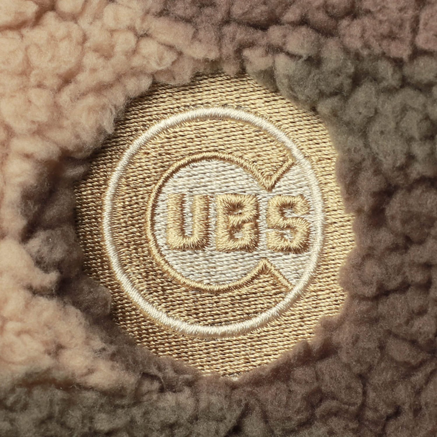 G-III 4Her by Carl Banks Chicago Cubs Sherpa Quarter-Zip Jacket - view number 3