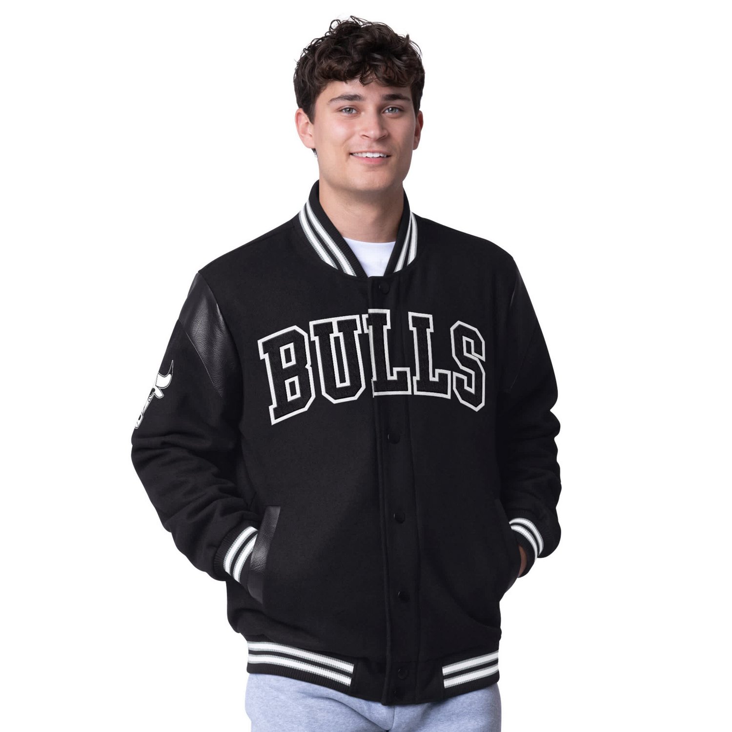 G-III Sports by Carl Banks Chicago Bulls Clutch Hitter Full-Snap Varsity Jacket