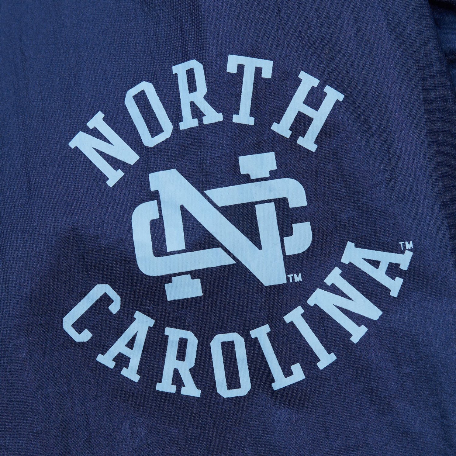 Mitchell  Ness North Carolina Tar Heels Anorak Vintage Logo Half-Zip Hoodie Jacket - view number 4