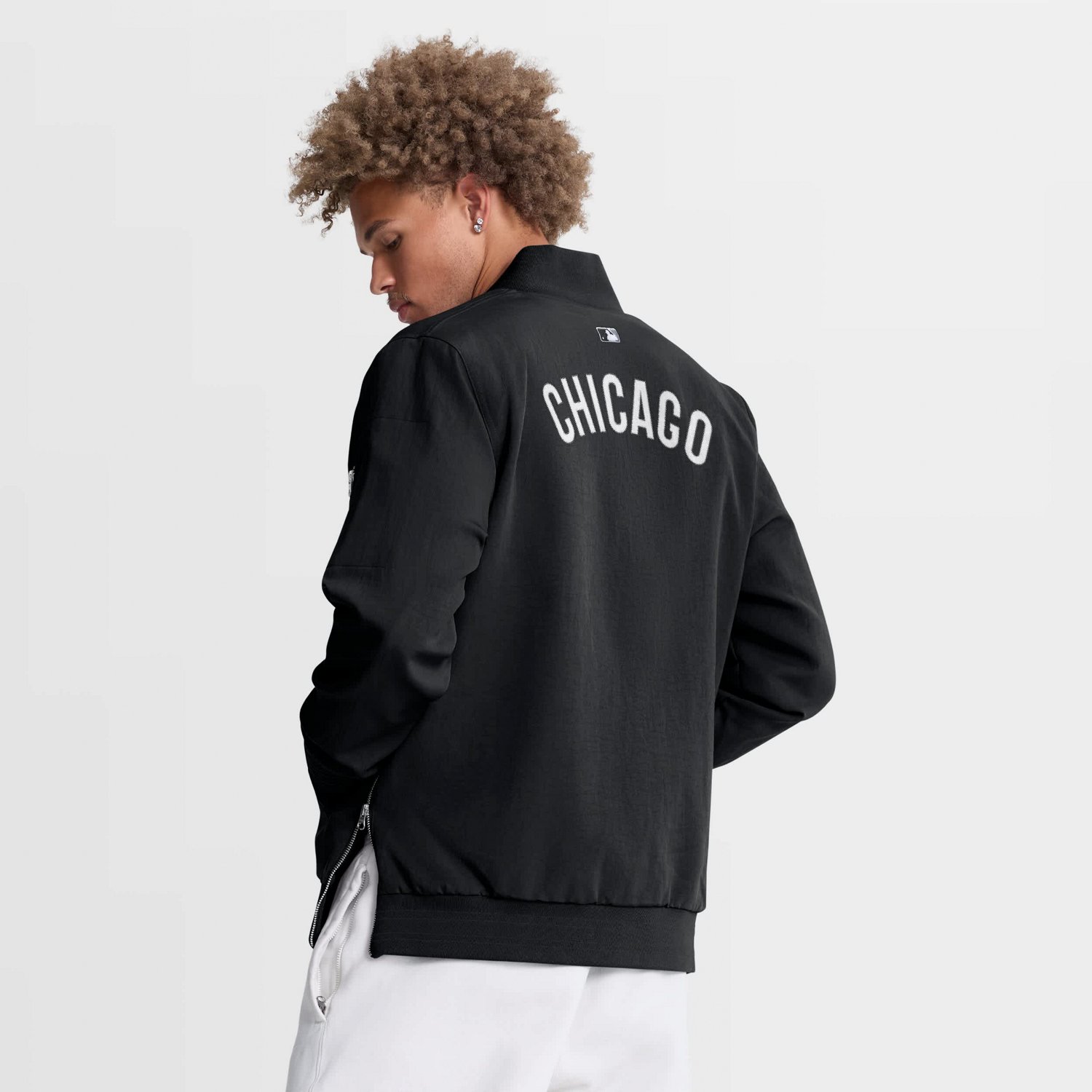 Nike Chicago White Sox Authentic Collection Dugout Relaxed Full-Zip Bomber Jacket - view number 2