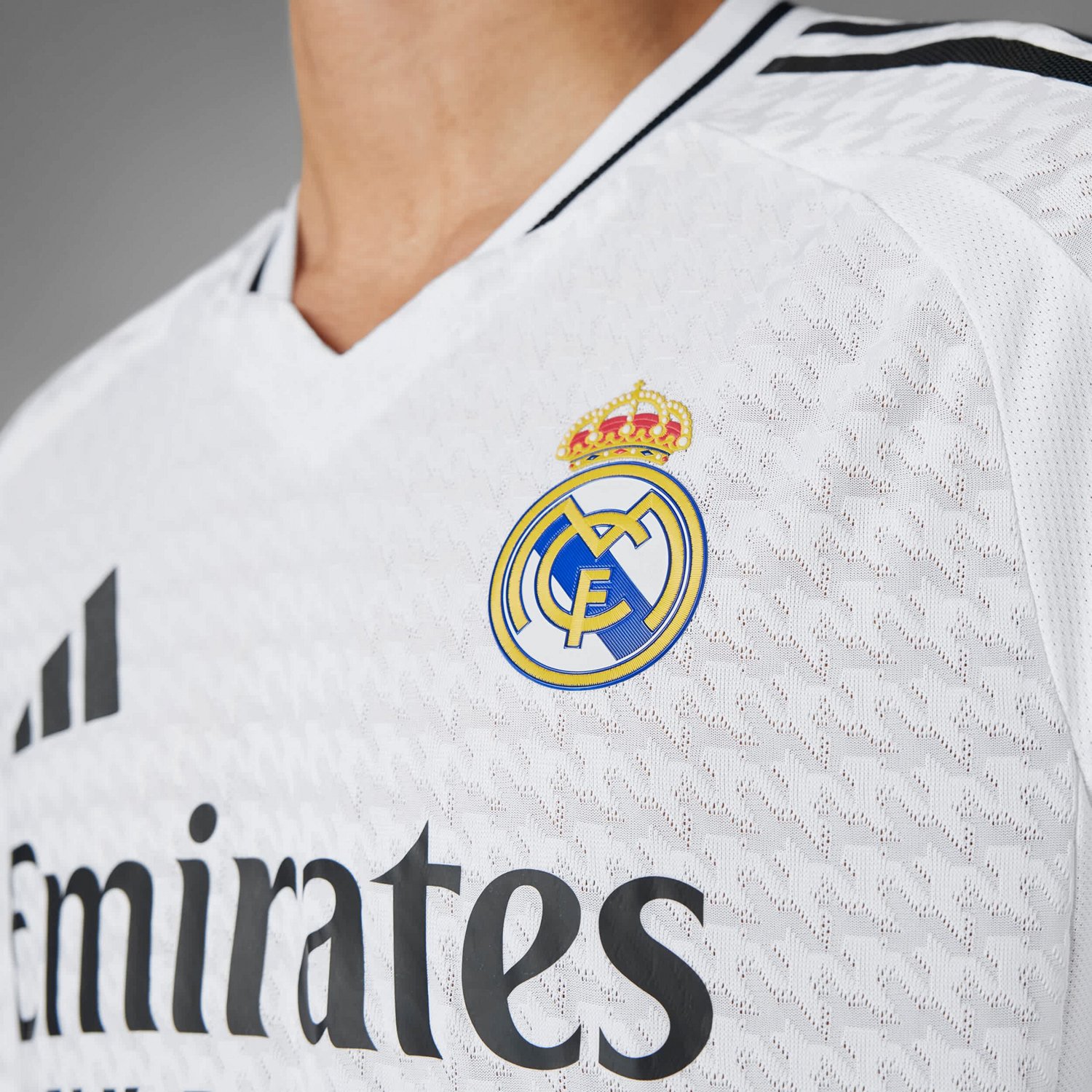 adidas Kylian Mbappe Real Madrid 2024 25 Home Authentic Player Jersey - view number 4