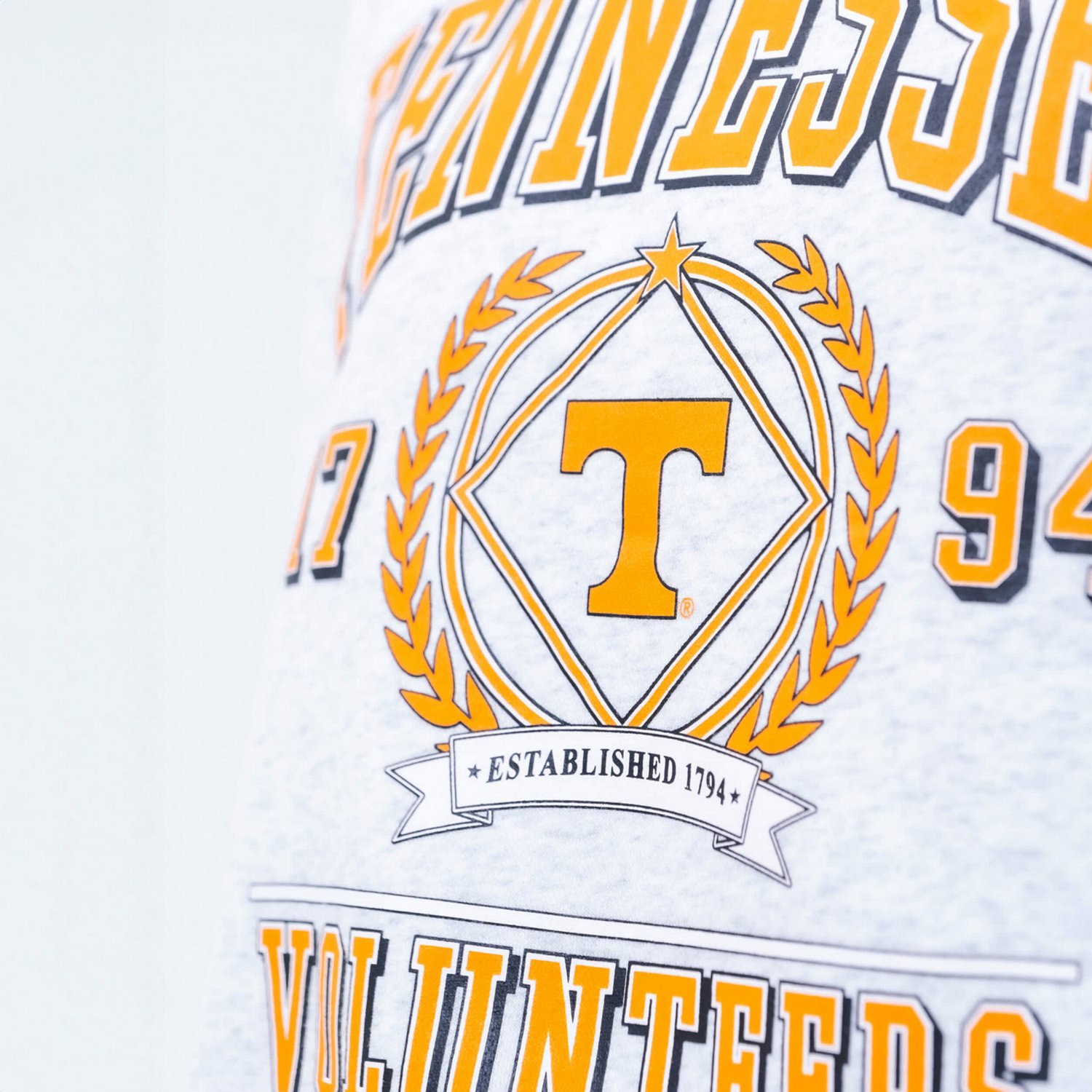 Unisex Established  Co Tennessee Volunteers Vintage Crest Pullover Sweatshirt - view number 3