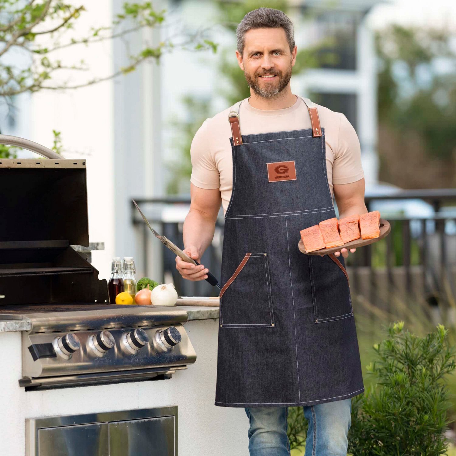 Georgia Bulldogs Grill Apron and Glove Set - view number 4