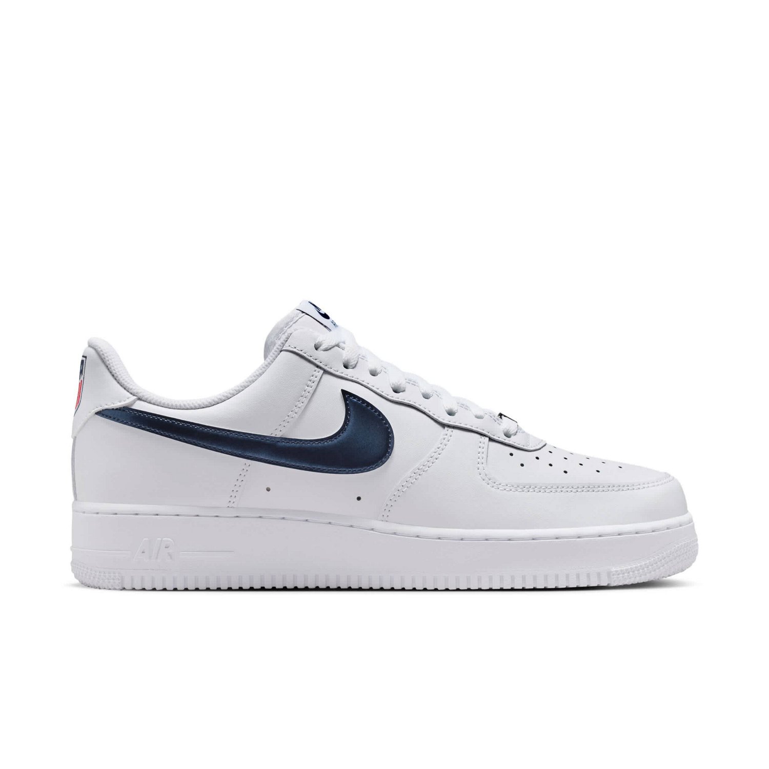 Nike USMNT Air Force 1 '07 LV8 Shoes - view number 2
