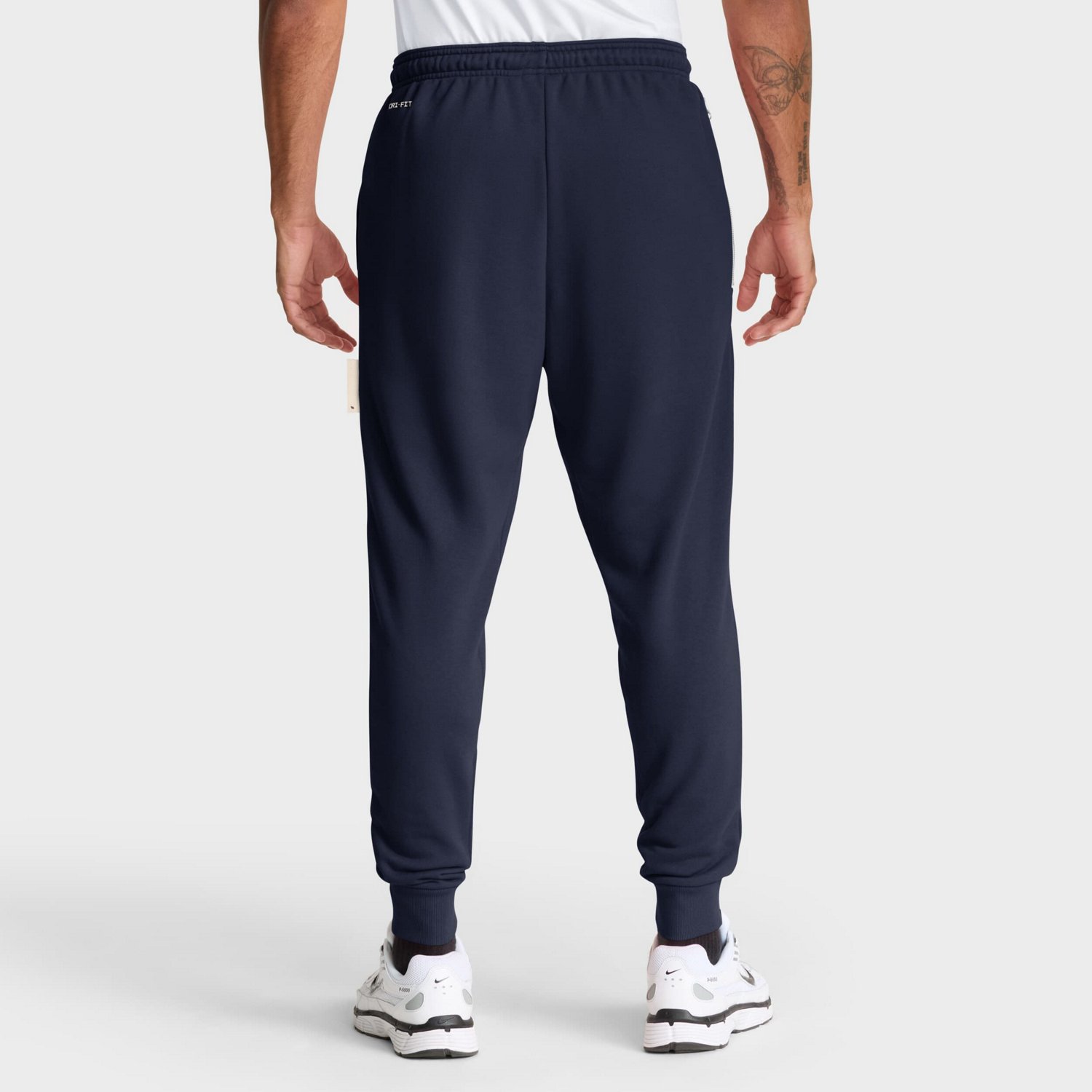 Jordan Brand North Carolina Tar Heels 2025 Sideline Performance Taper Pants - view number 2