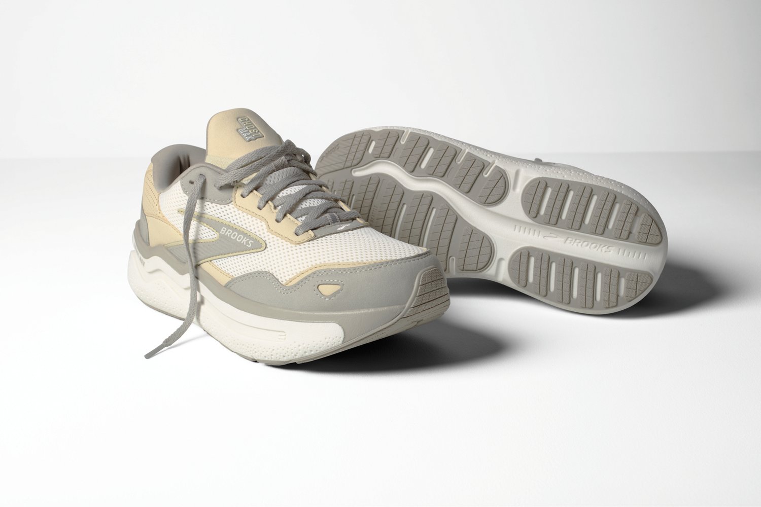 Brooks M Ghost Max 2 Suede - view number 7