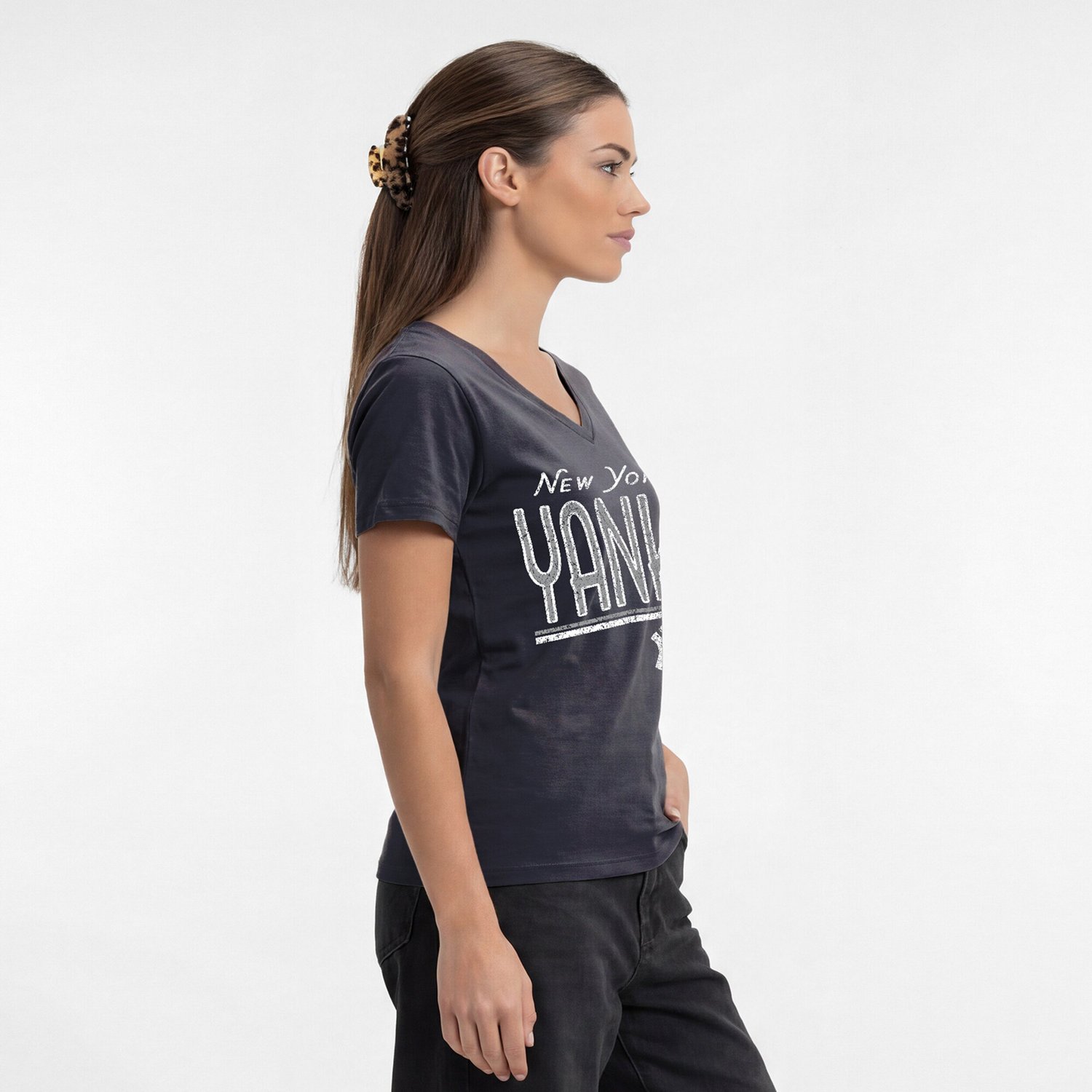 Champion New York Yankees Core V-Neck T-Shirt - view number 4