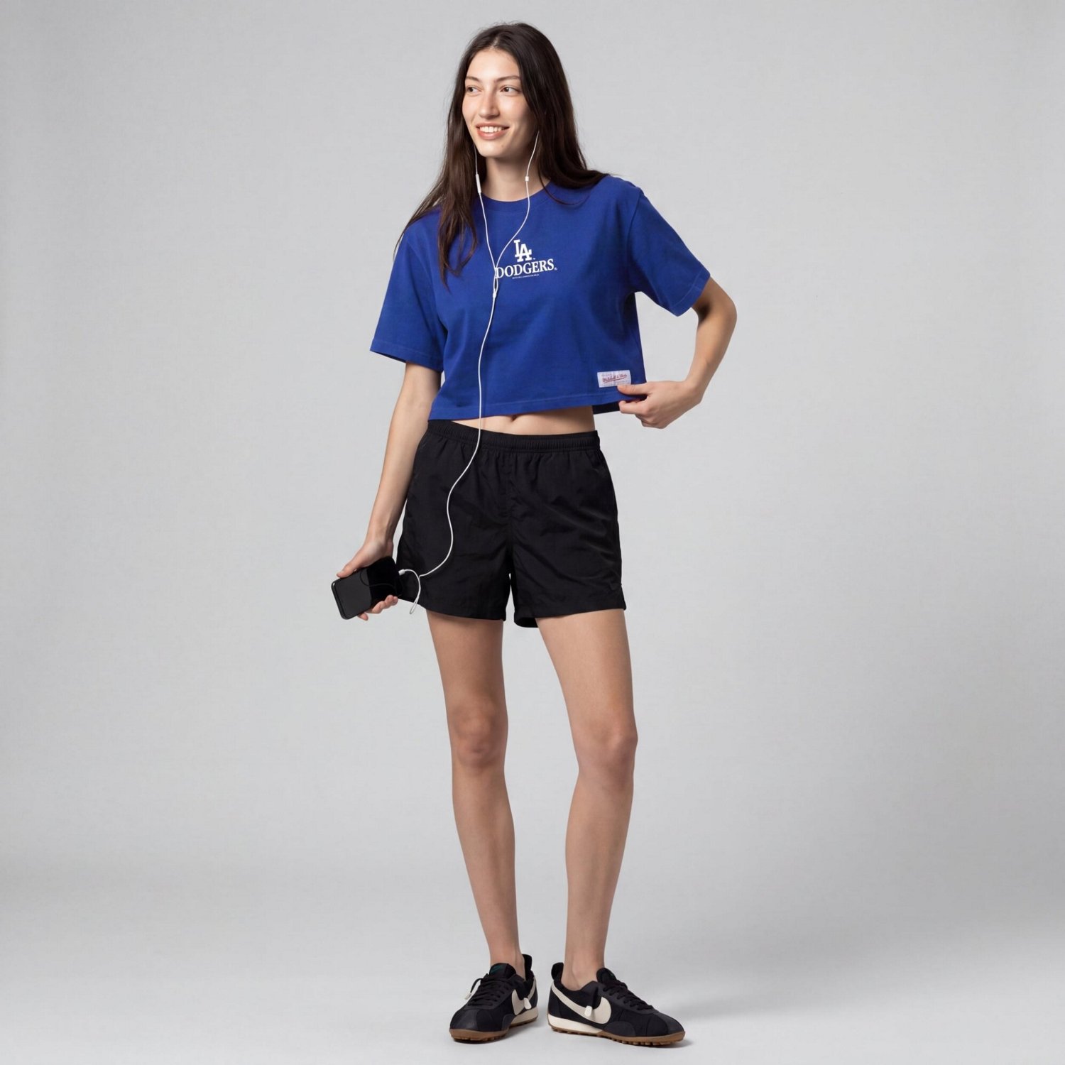 Mitchell  Ness Los Angeles Dodgers Core Essentials Boxy Crop T-Shirt - view number 2