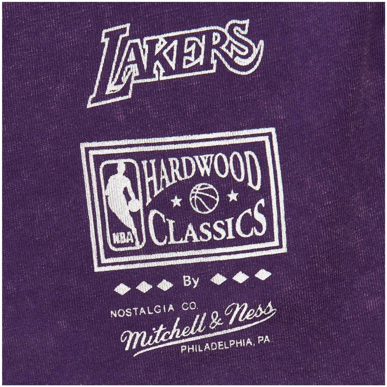 Mitchell  Ness Los Angeles Lakers 90s Reflective Lo-Fi Long Sleeve T-Shirt                                                       - view number 4