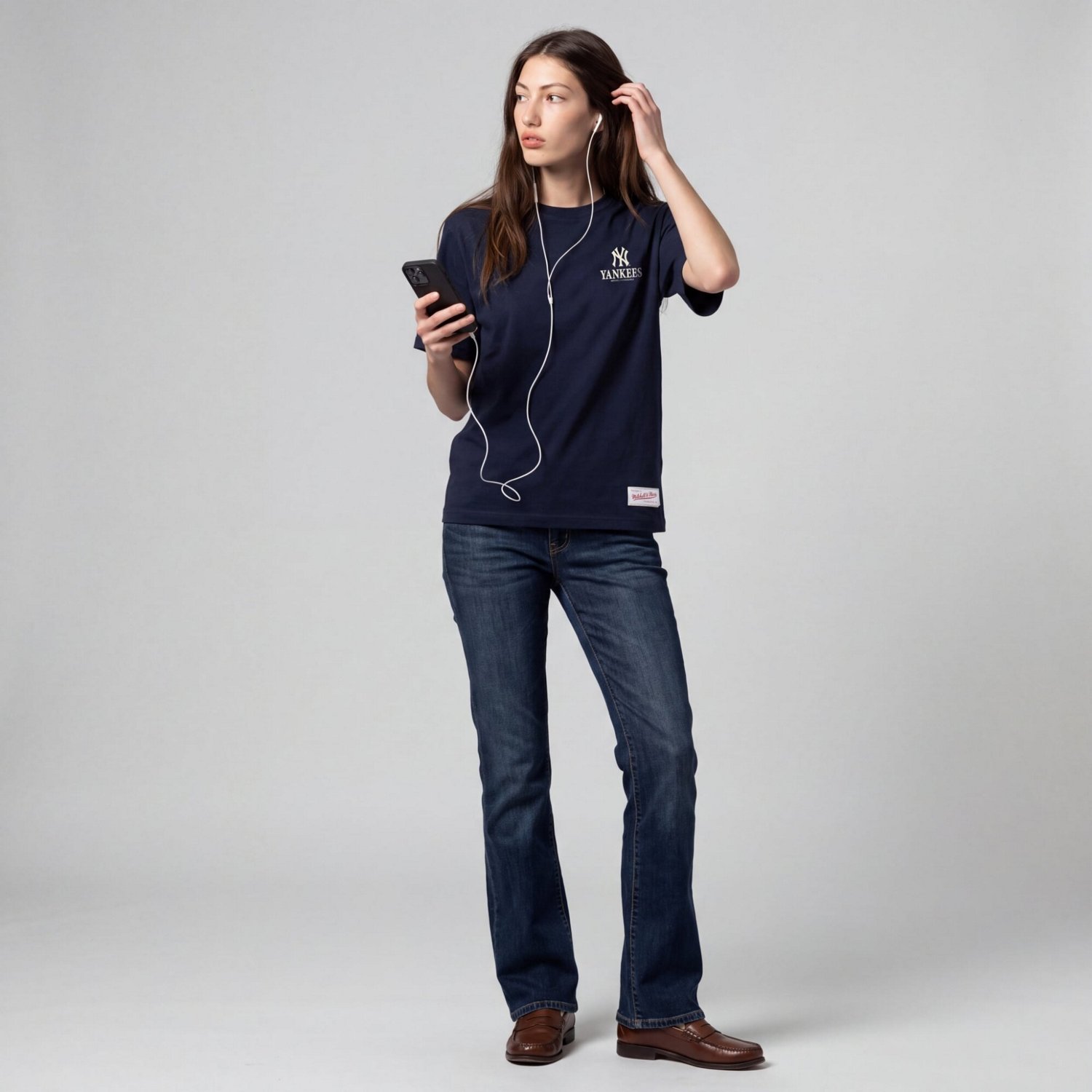 Mitchell  Ness New York Yankees Core Essentials Micro Logo T-Shirt - view number 2