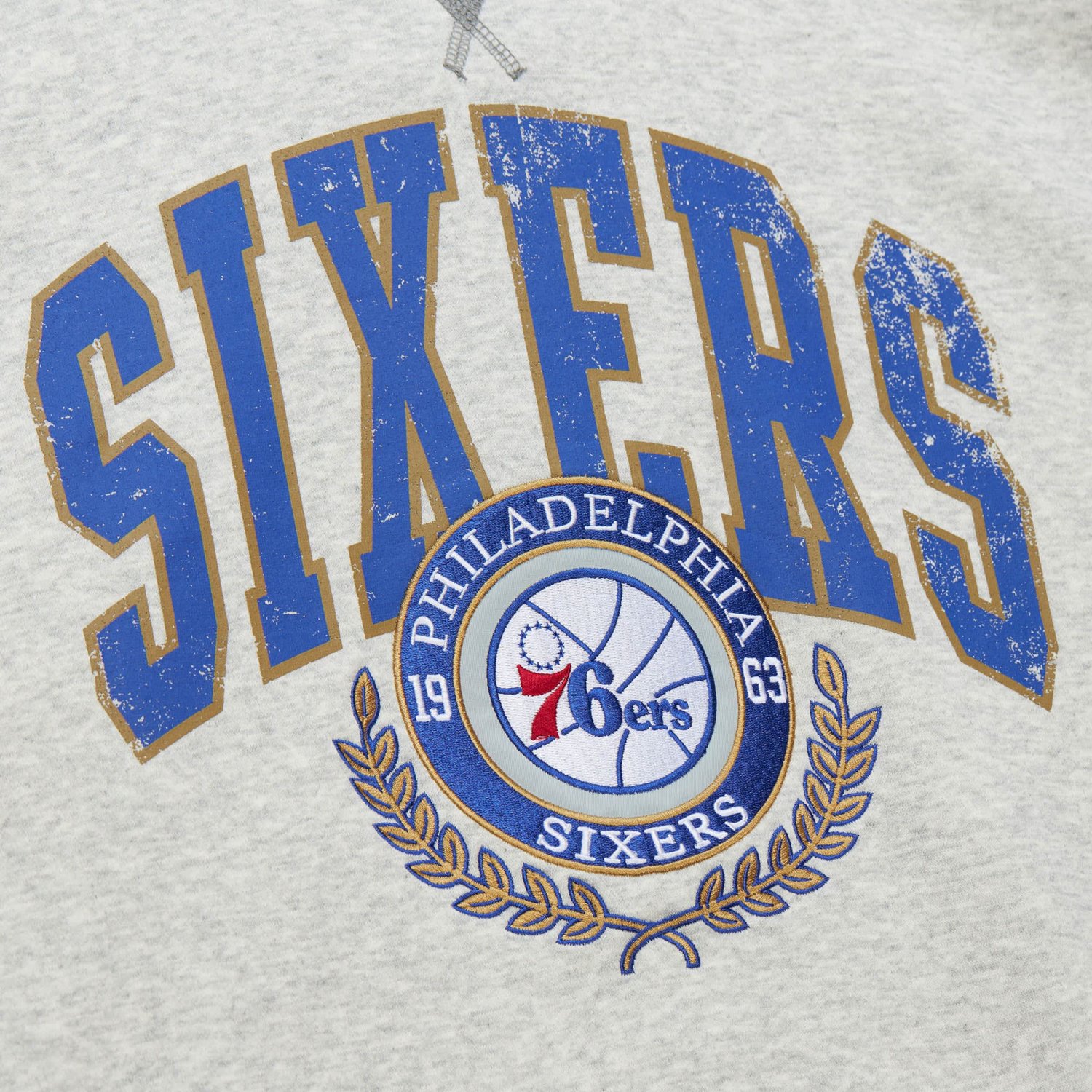 Mitchell  Ness Philadelphia 76ers Vintage Logo Pullover Sweatshirt - view number 4