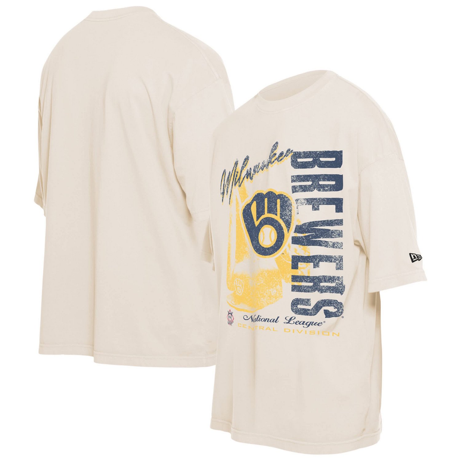 New Era Milwaukee Brewers Cooperstown Collection Oversized Throwback Distressed T-Shirt                                         