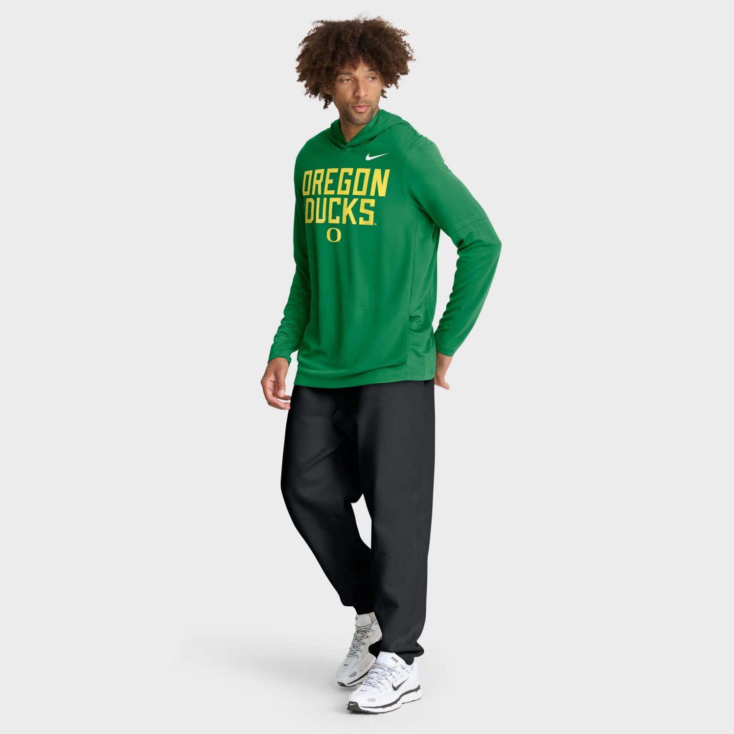 Nike Oregon Ducks 2025 Sideline Dri-FIT Long Sleeve Hoodie T-Shirt - view number 3