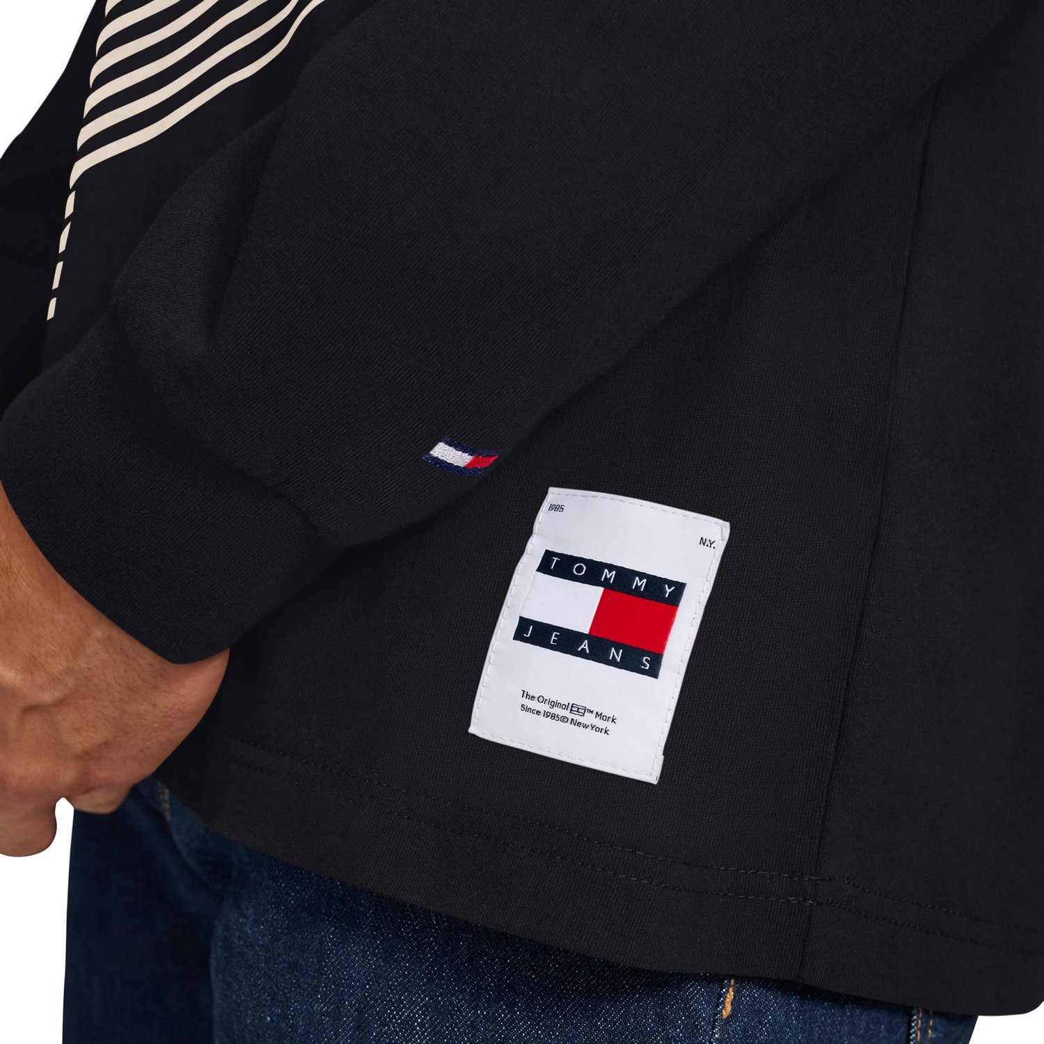 Tommy Jeans Milwaukee Bucks Lucas Long Sleeve T-Shirt