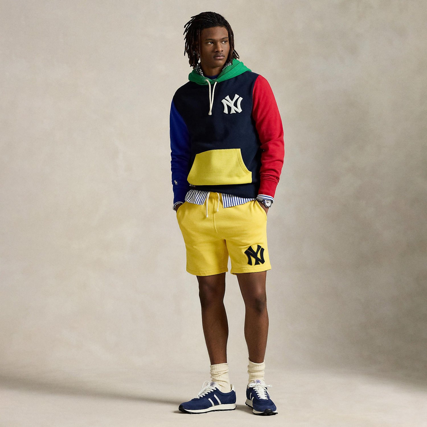 Polo Ralph Lauren Yankees Fleece Shorts - view number 3
