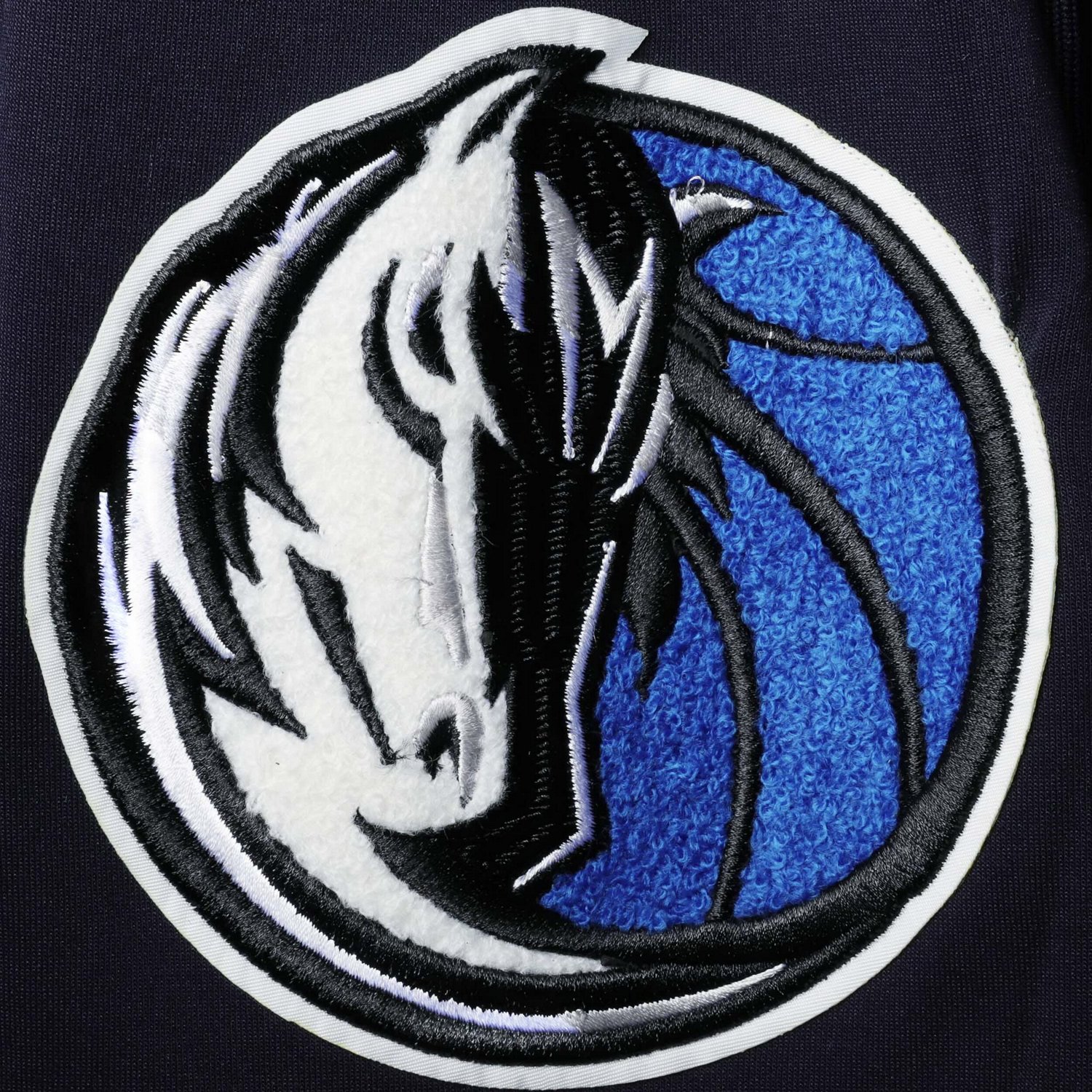 Pro Standard Dallas Mavericks Chenille Shorts - view number 4
